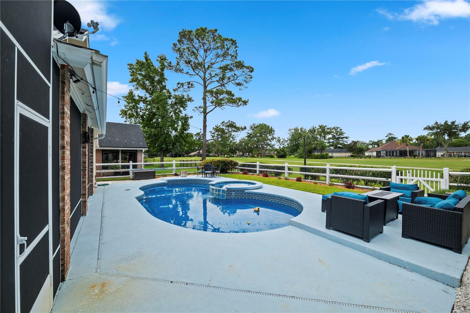 MAGNOLIA POINT GOLF - Residential