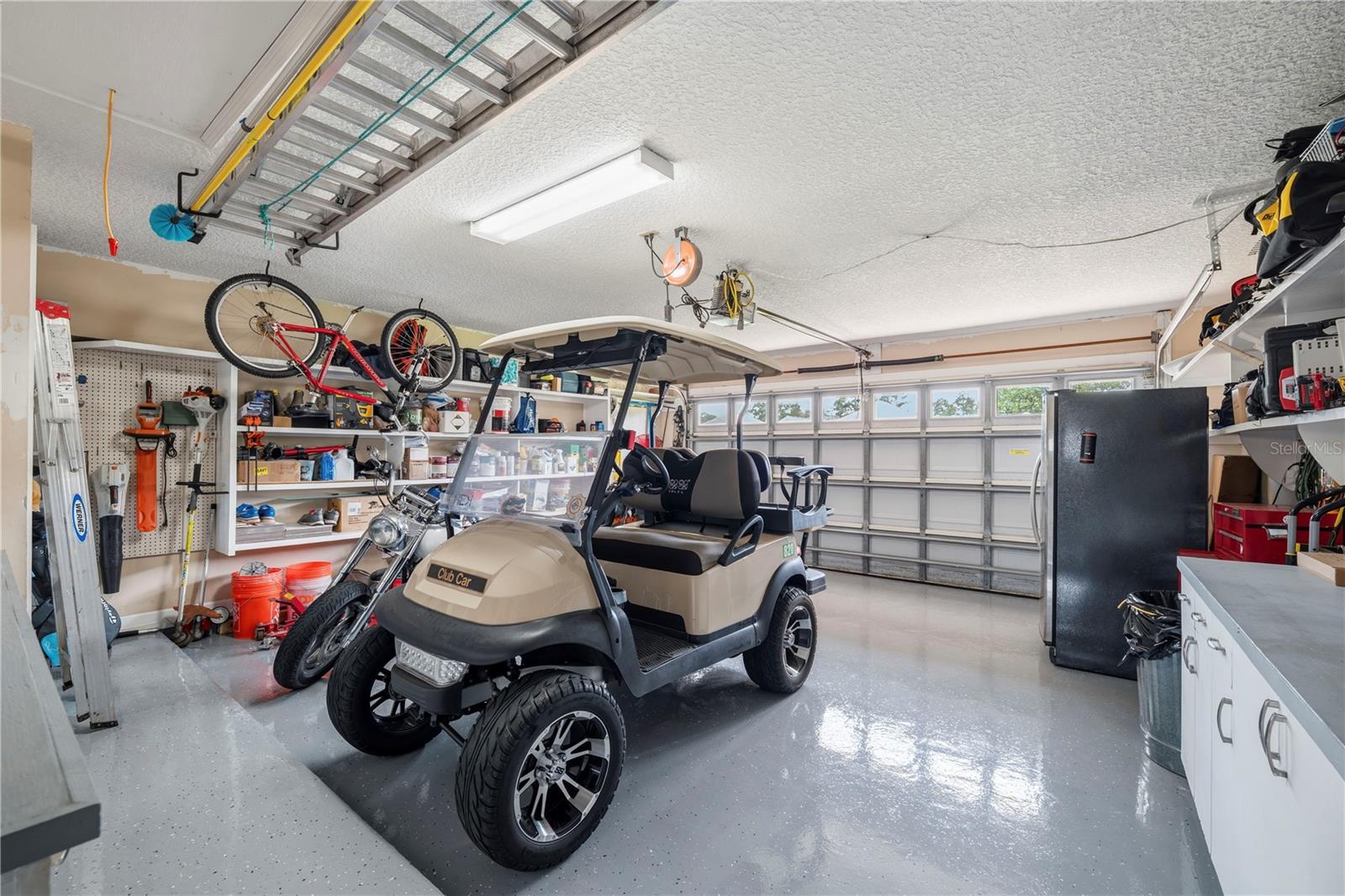 MAGNOLIA POINT GOLF - Residential