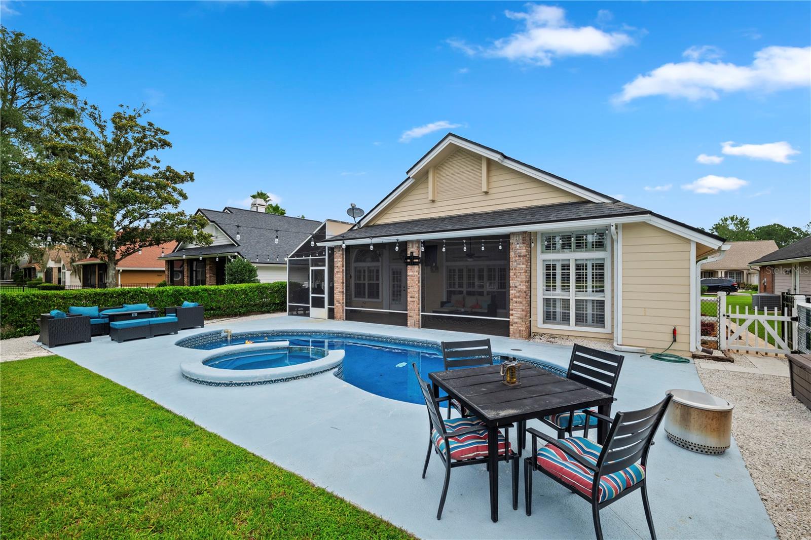 MAGNOLIA POINT GOLF - Residential