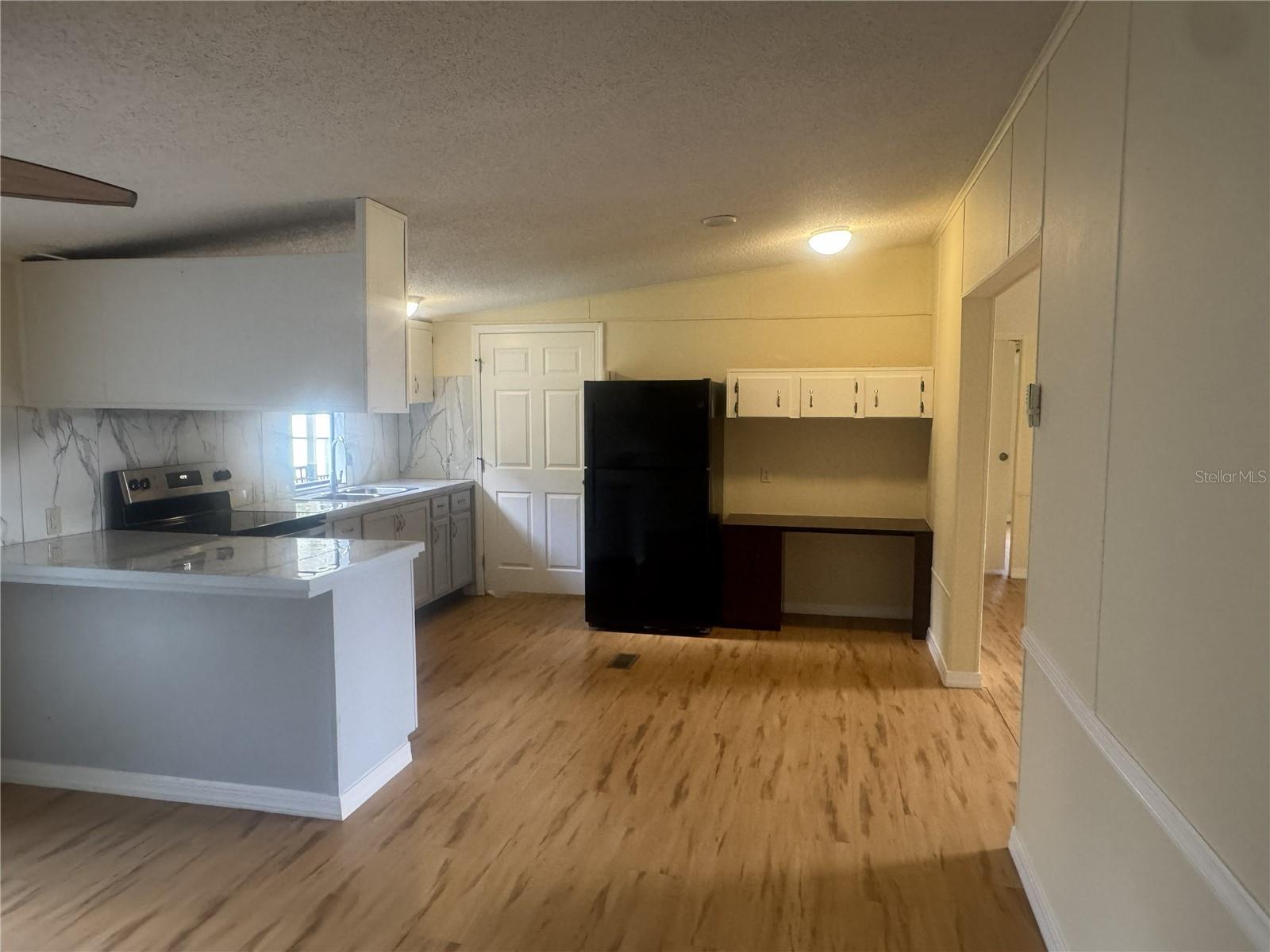 SUNNY HEIGHTS - Residential