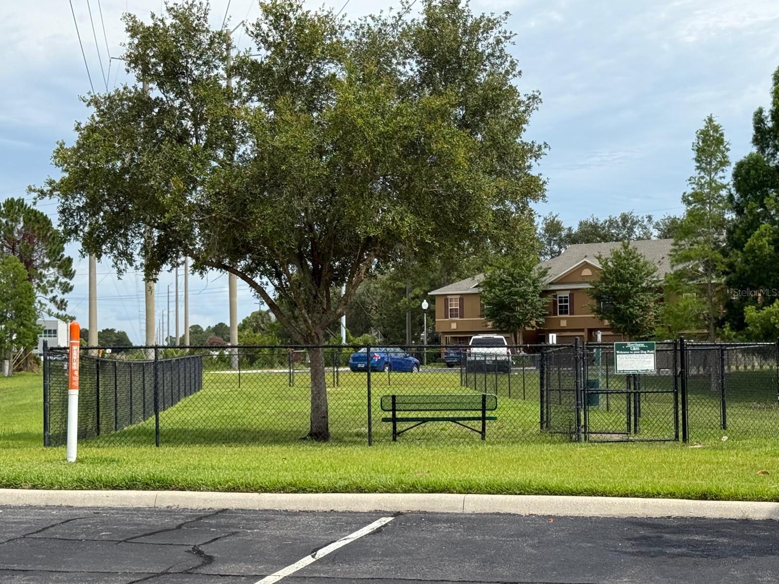 HAWTHORNE GLEN TWNHMS - Residential Lease