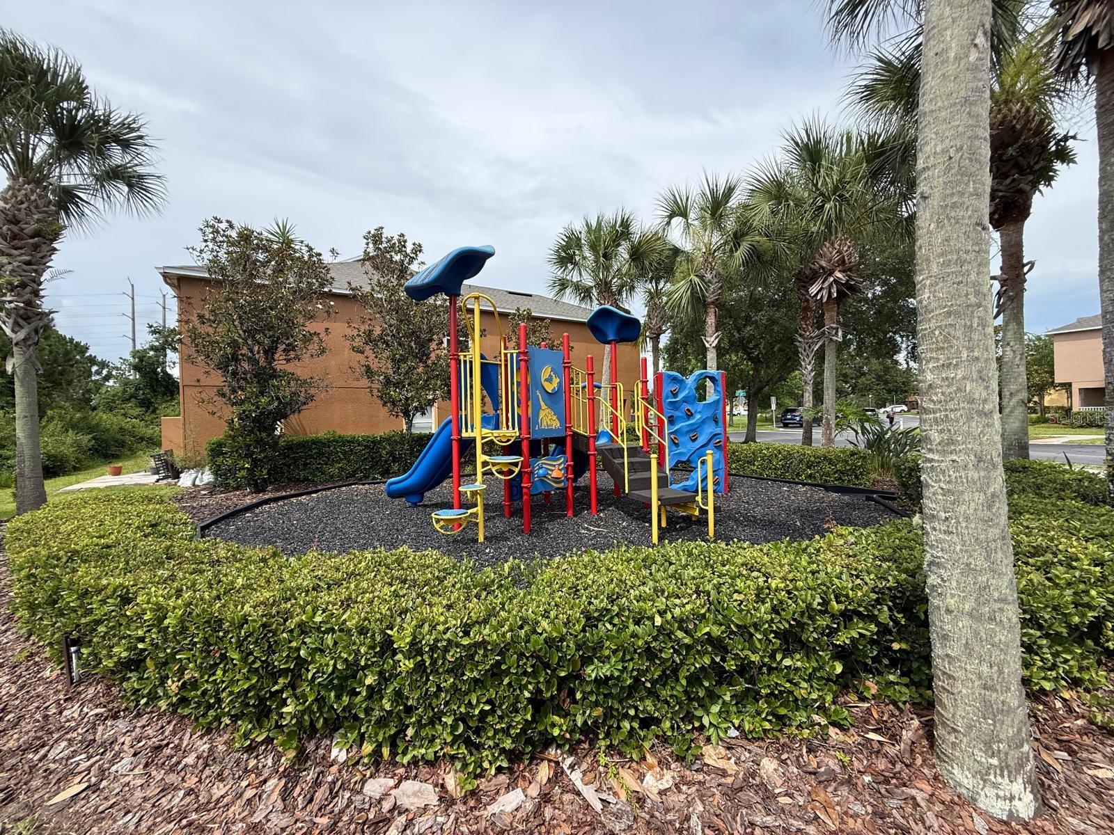 HAWTHORNE GLEN TWNHMS - Residential Lease