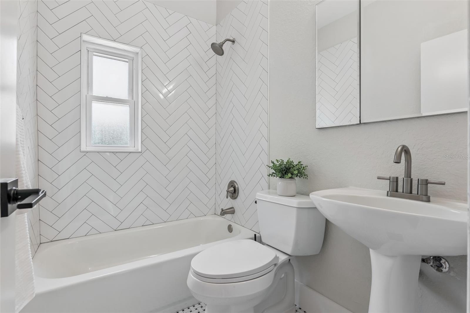 ARDMORE TERRACE 1ST ADD - Residential