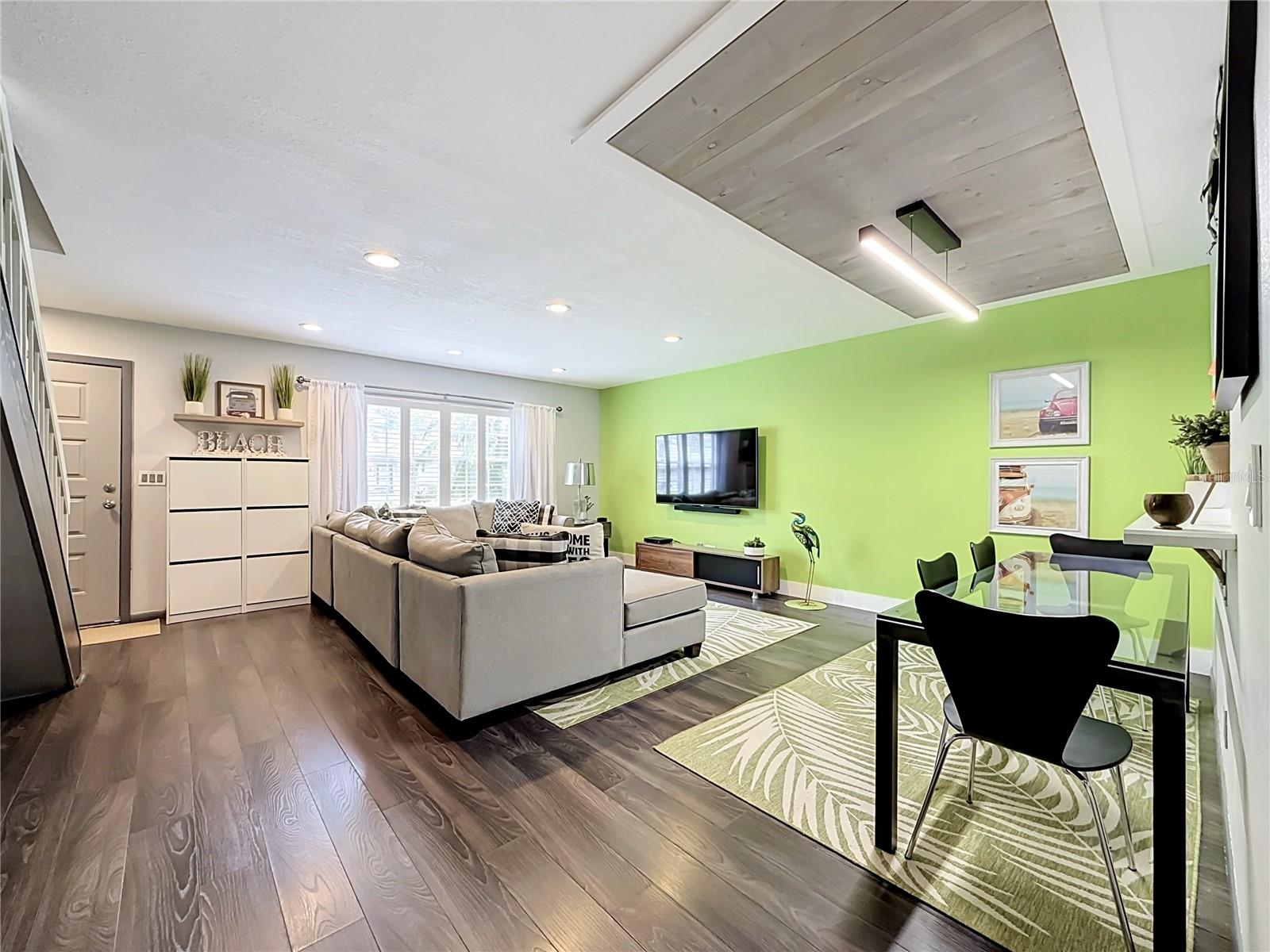 EASTWOOD SHORES 5 - Residential