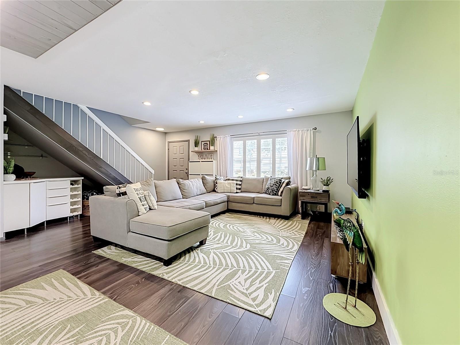 EASTWOOD SHORES 5 - Residential