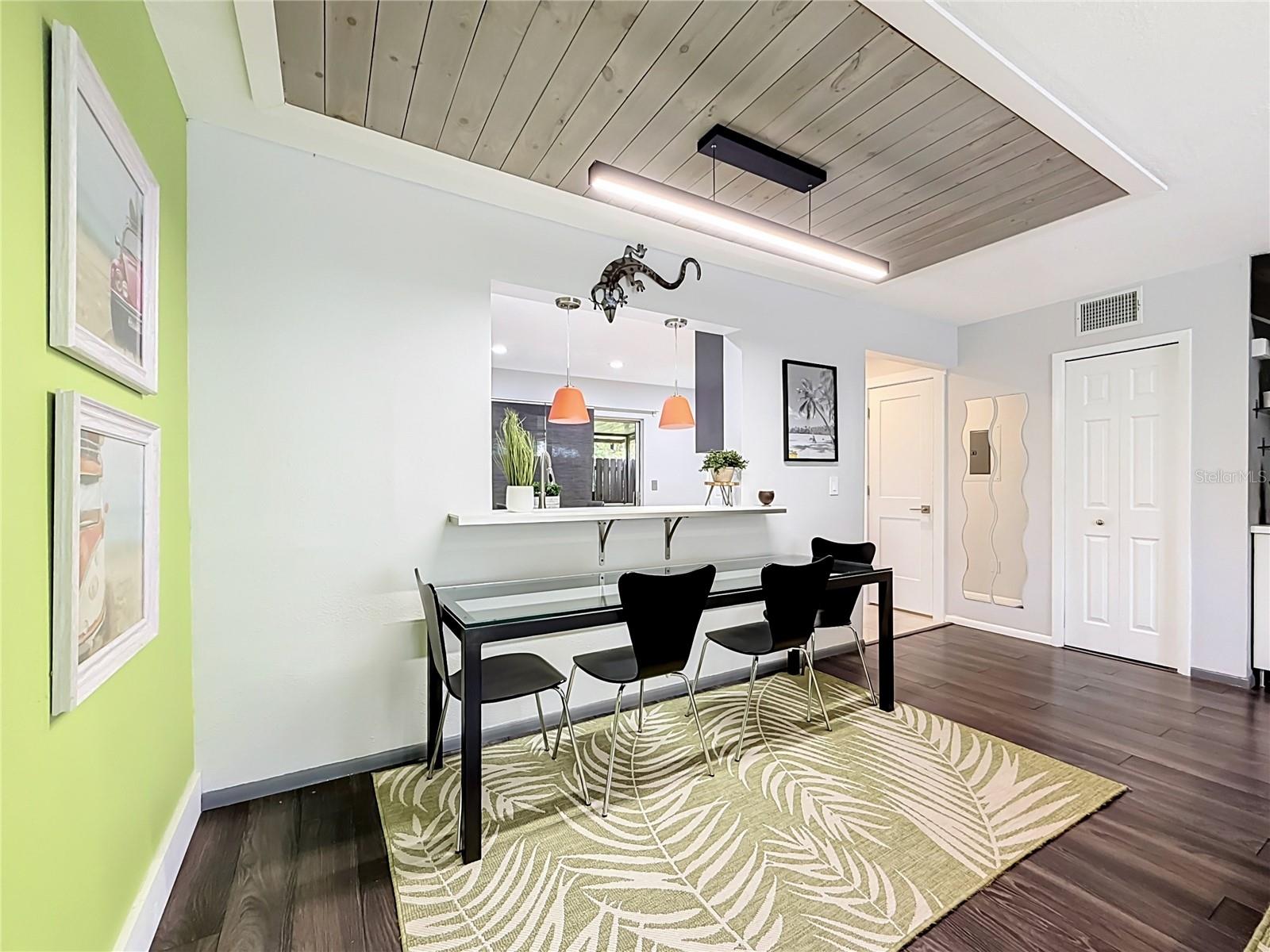 EASTWOOD SHORES 5 - Residential