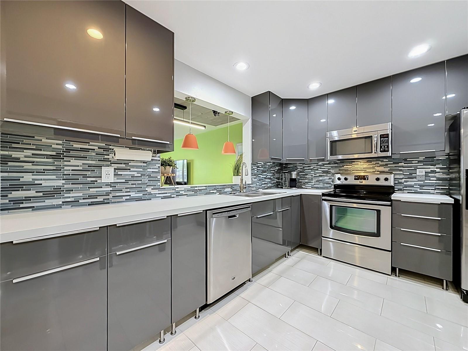 EASTWOOD SHORES 5 - Residential