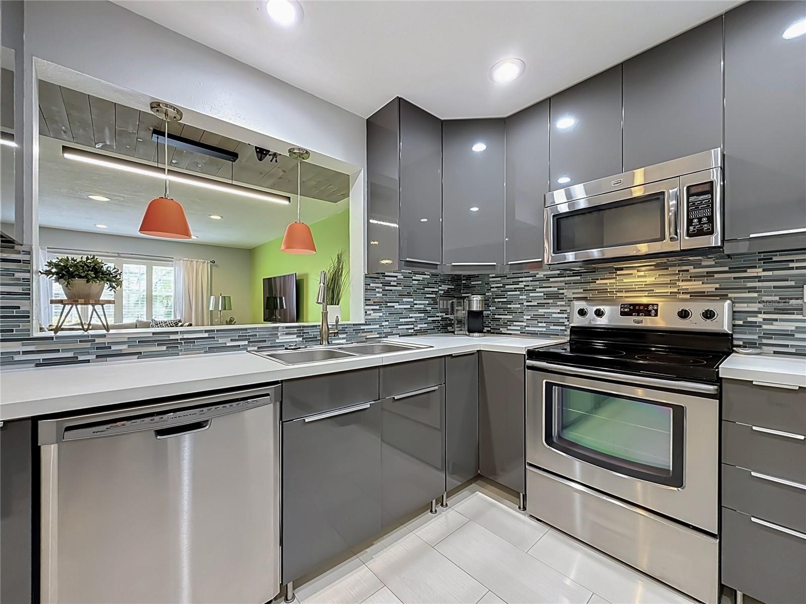 EASTWOOD SHORES 5 - Residential