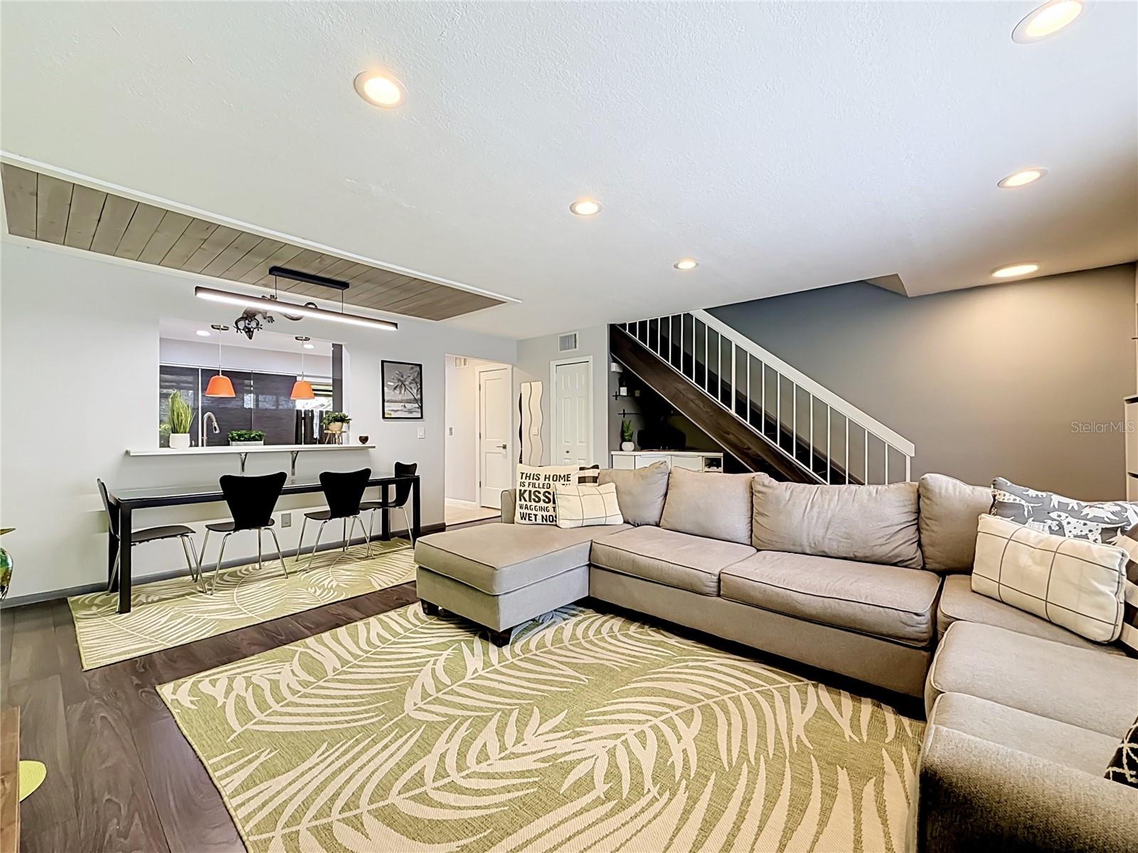 EASTWOOD SHORES 5 - Residential
