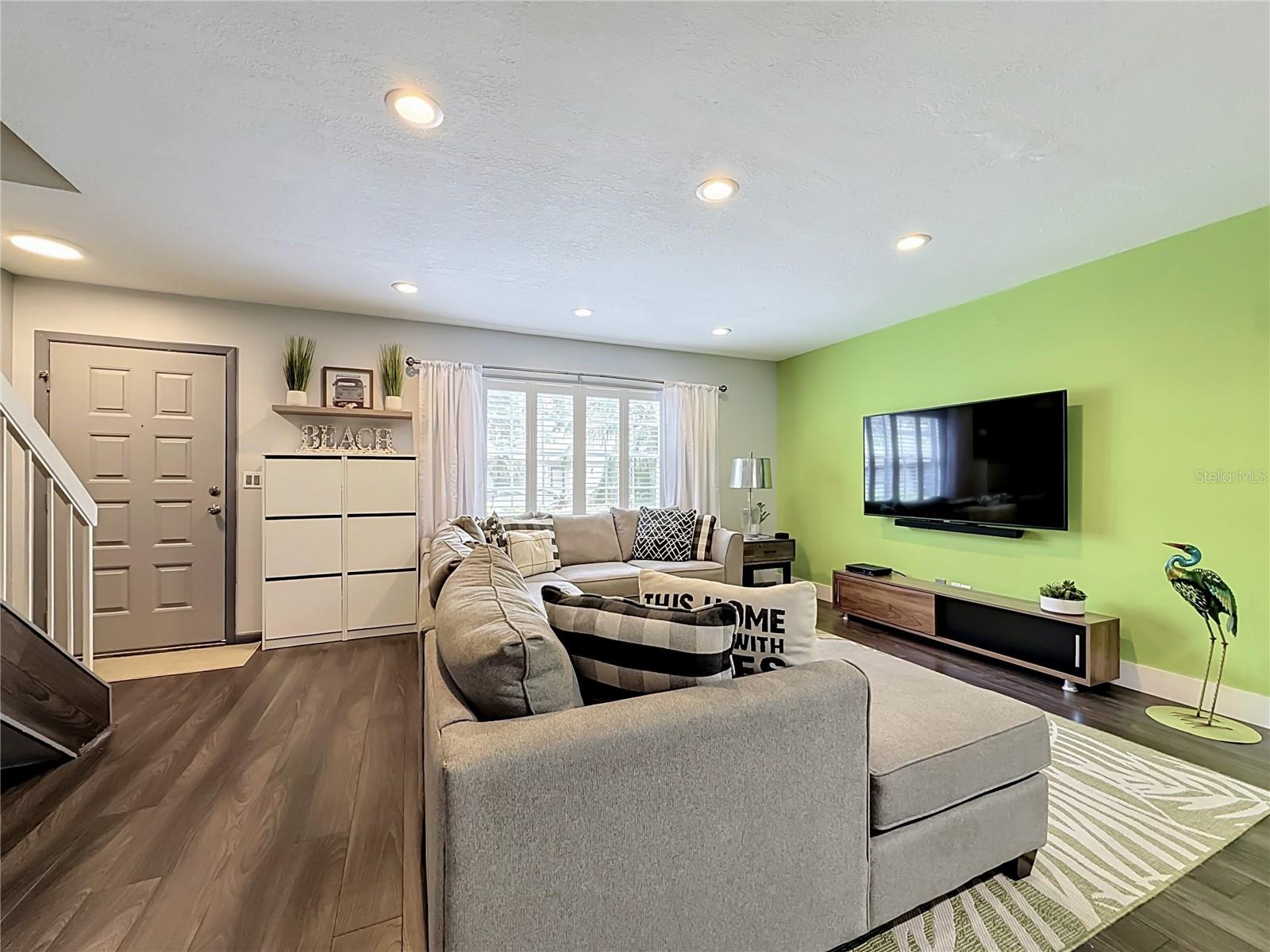 EASTWOOD SHORES 5 - Residential