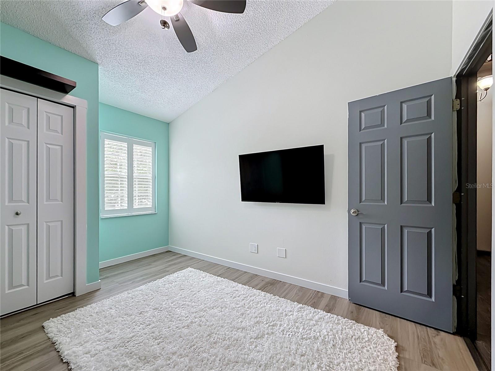 EASTWOOD SHORES 5 - Residential