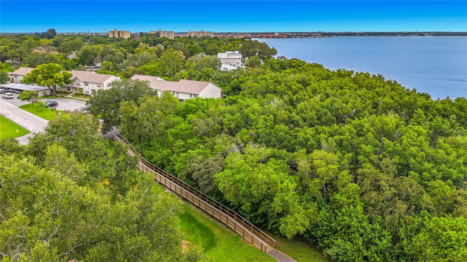 EASTWOOD SHORES 5 - Residential