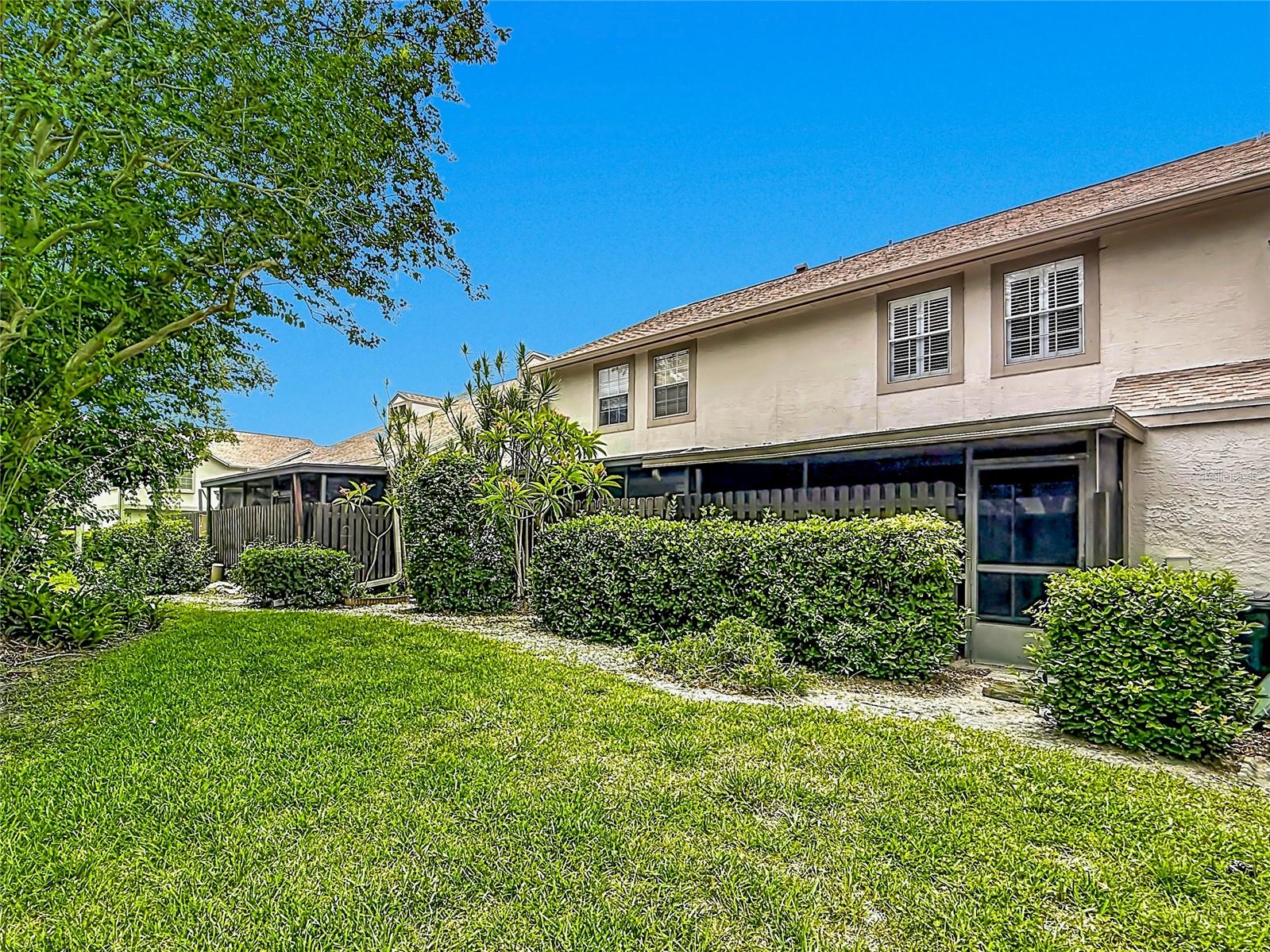 EASTWOOD SHORES 5 - Residential