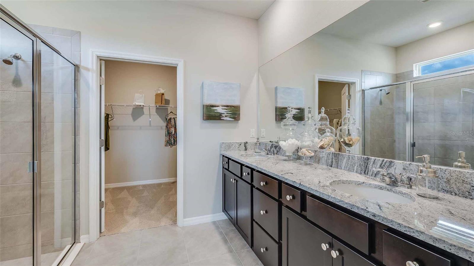 STAR FARMS AT LAKEWOOD RANCH - Residential