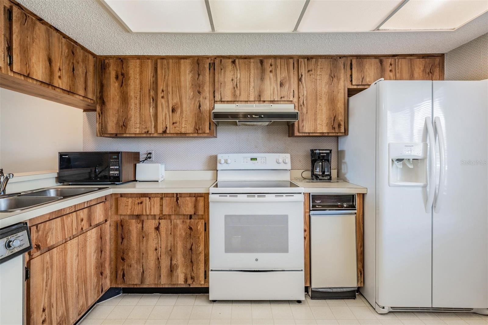 EAST LAKE WOODLANDS CONDO - Residential