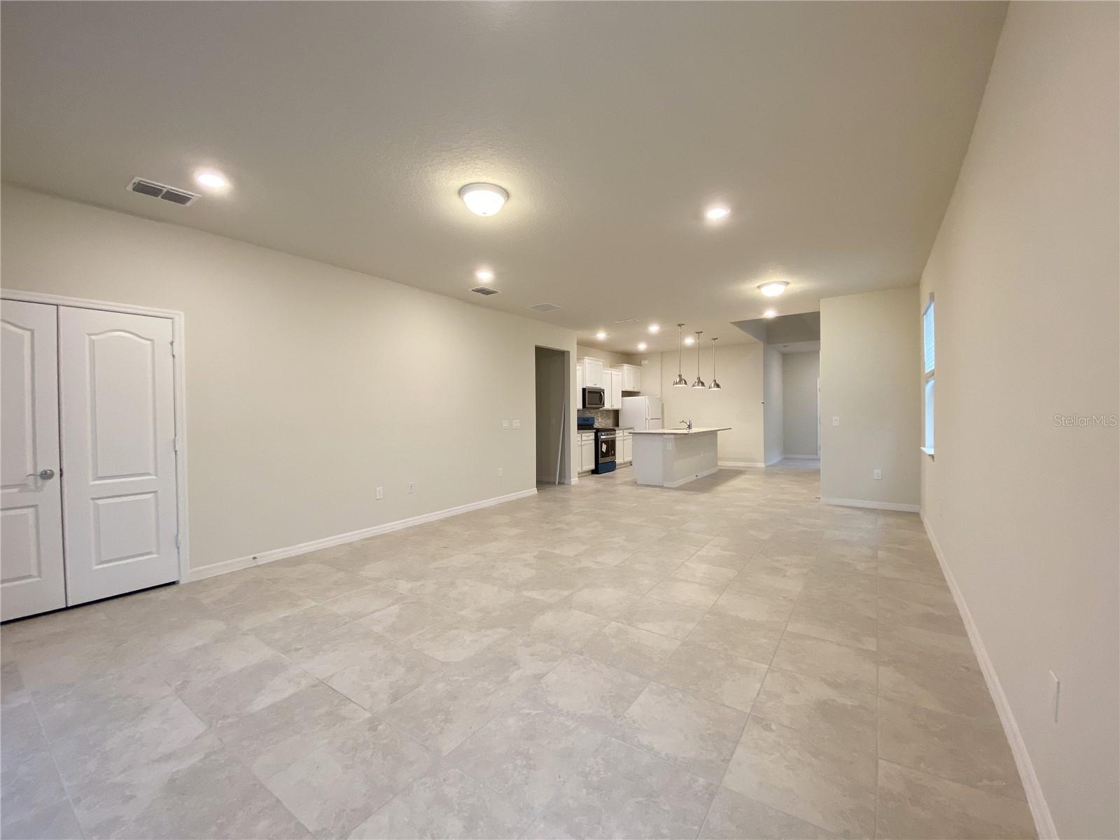 SOLTERRA PHASE 2B - Residential Lease