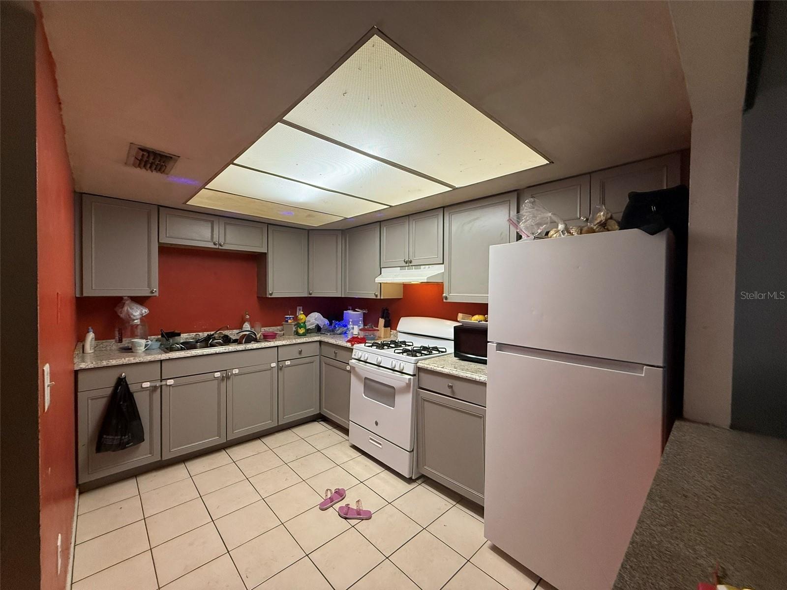 WINTER LAKE MANOR - Residential Income