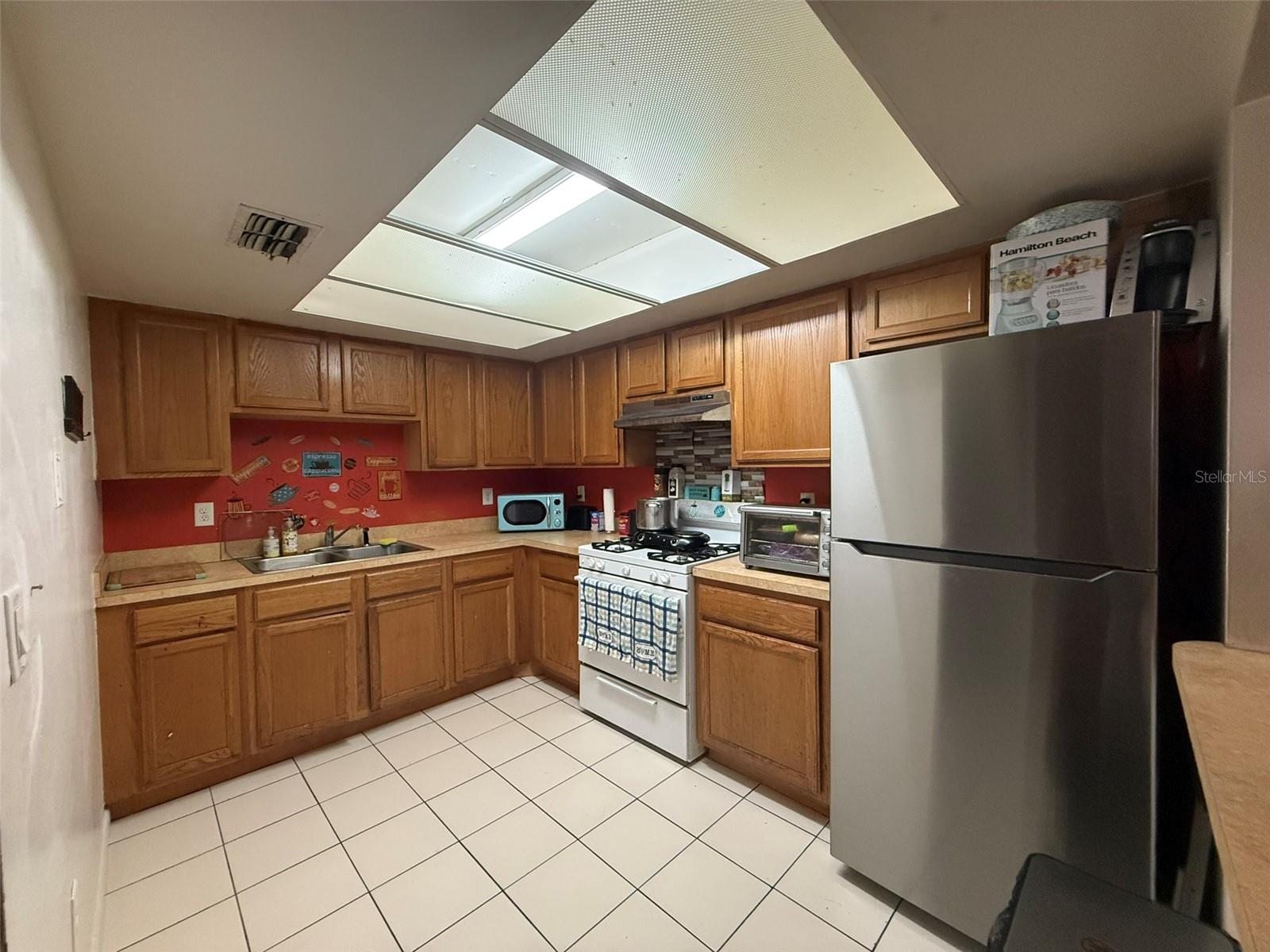 WINTER LAKE MANOR - Residential Income