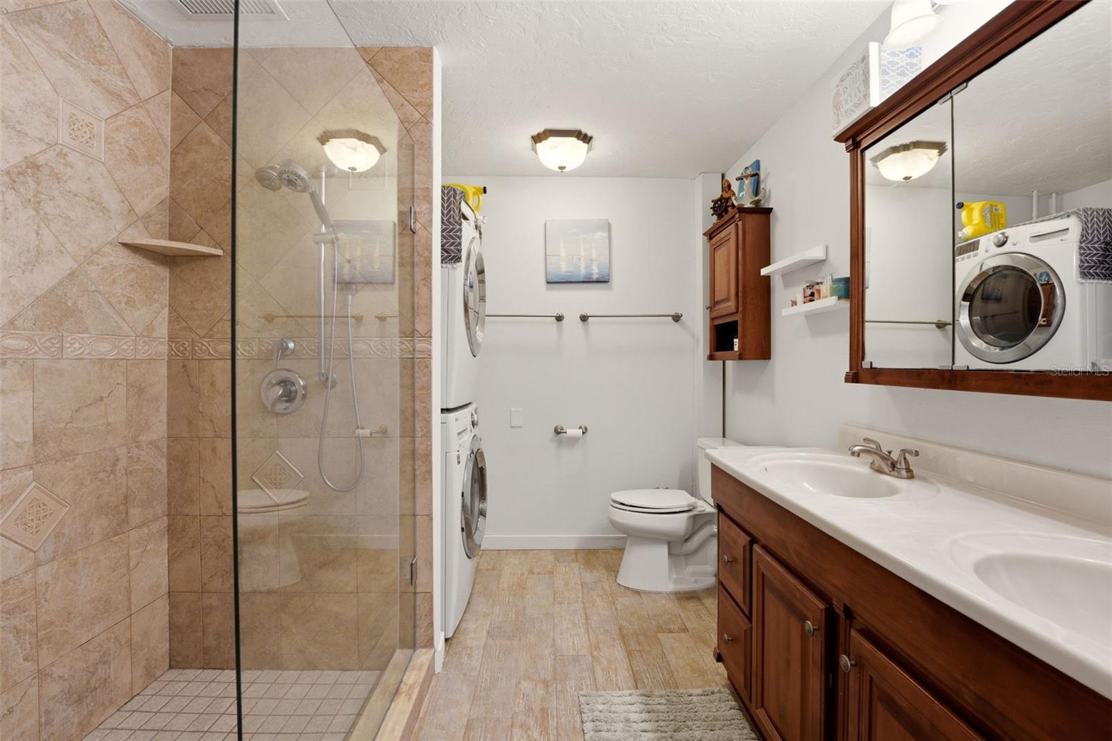 ELYSIAN HEIGHTS - Residential