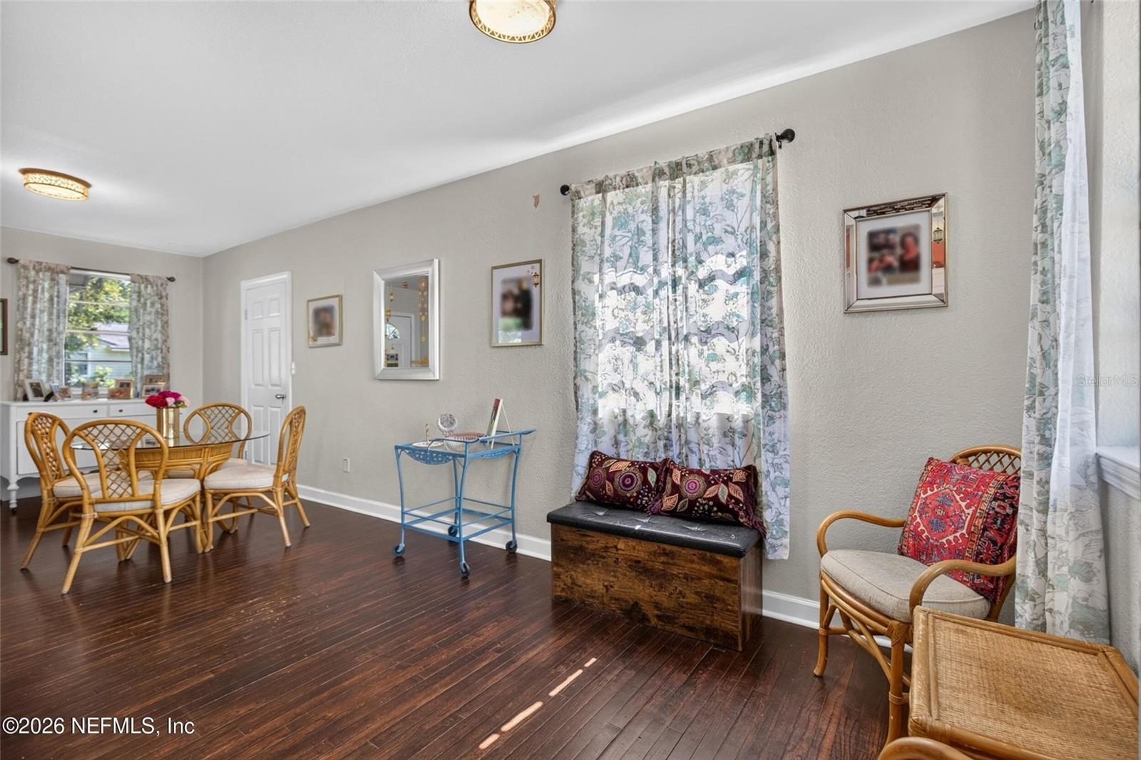 SPRING PARK MANOR UNIT 03 - Residential