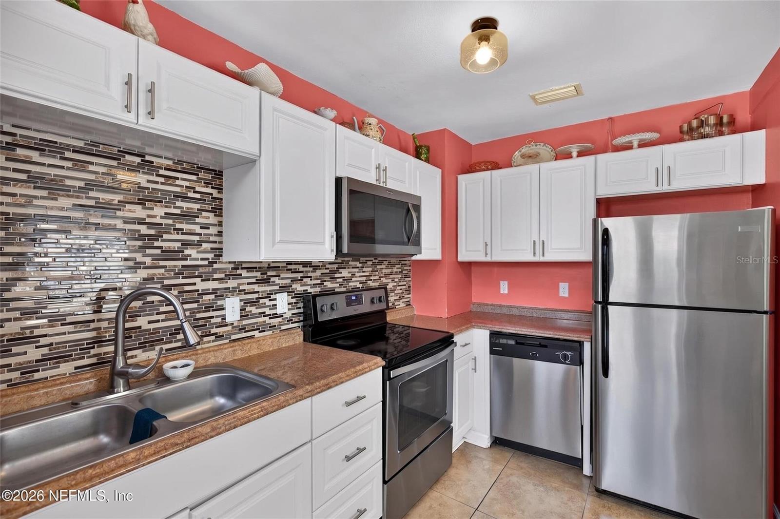 SPRING PARK MANOR UNIT 03 - Residential