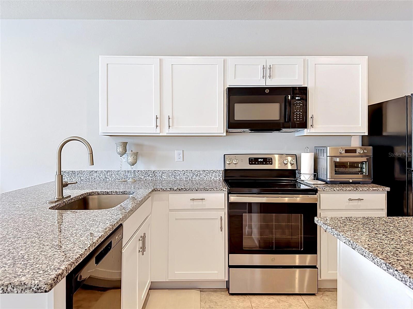 AVALON WOODS PH II - Residential