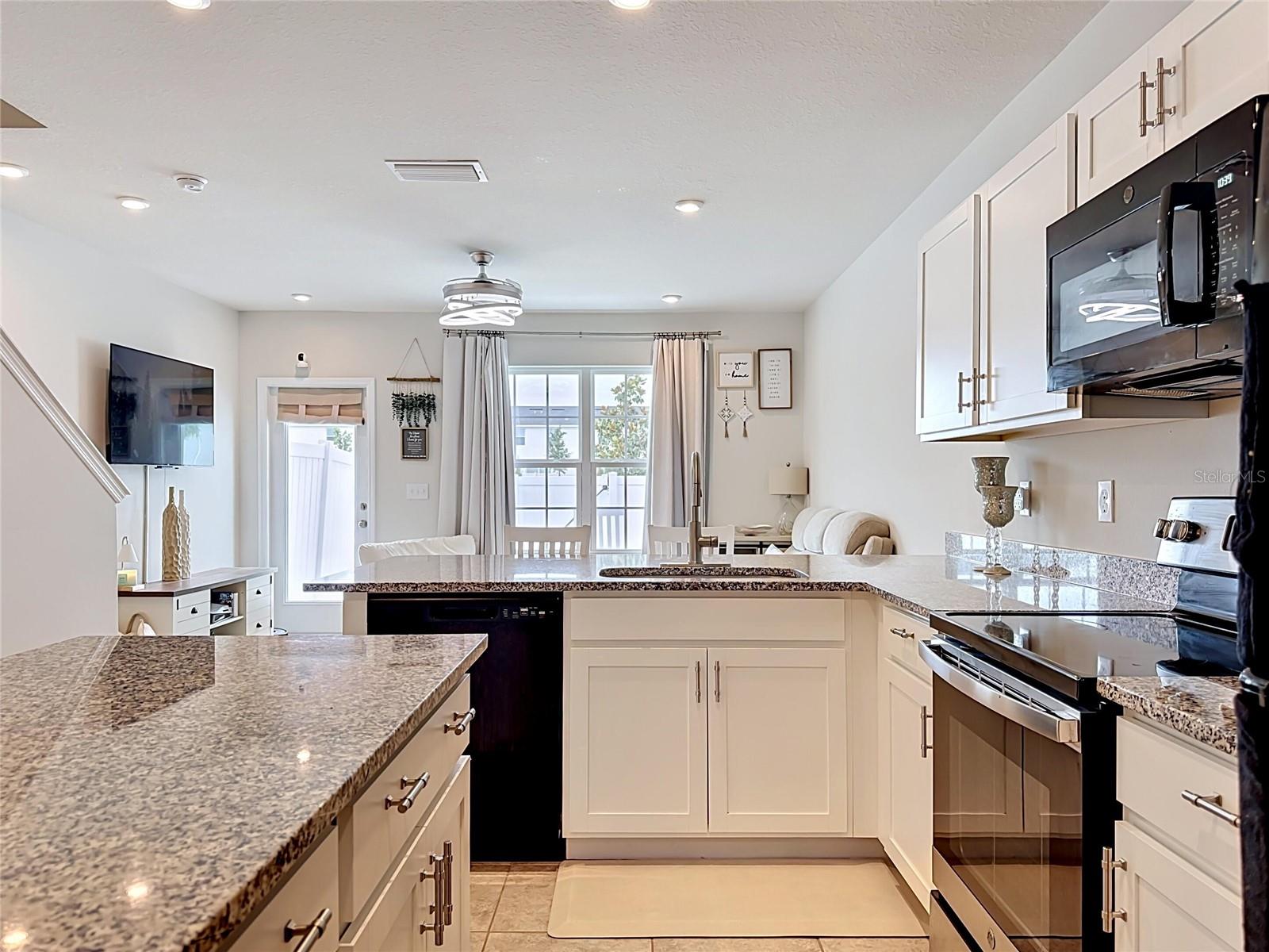 AVALON WOODS PH II - Residential