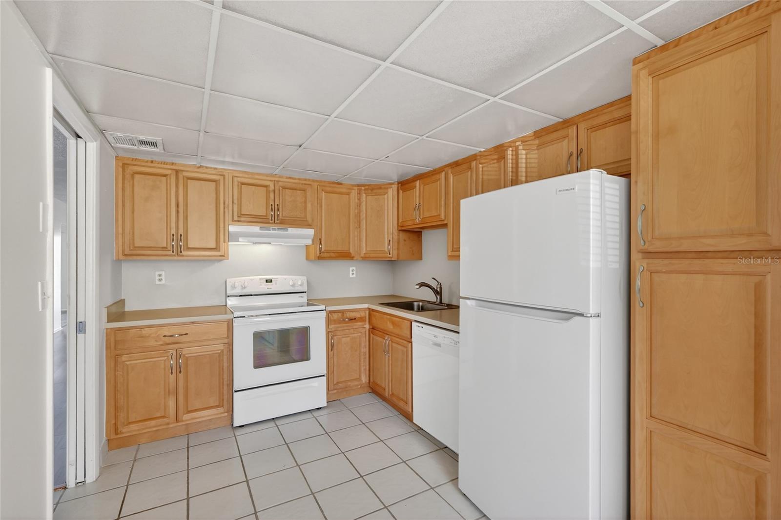 PALM-AIRE AT SARASOTA 8-A - Residential