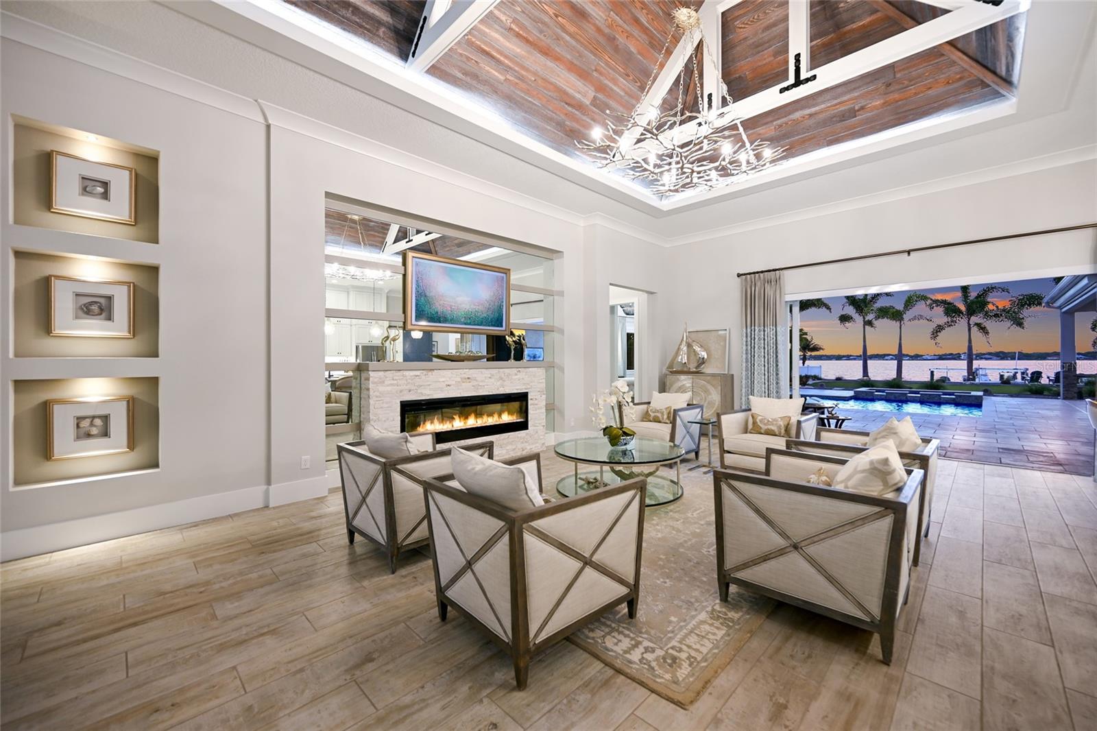 THE RESERVE AT HARBOUR WALK - Residential