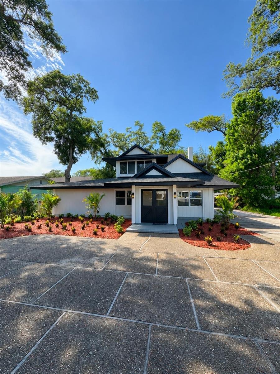 BLAKE - Residential
