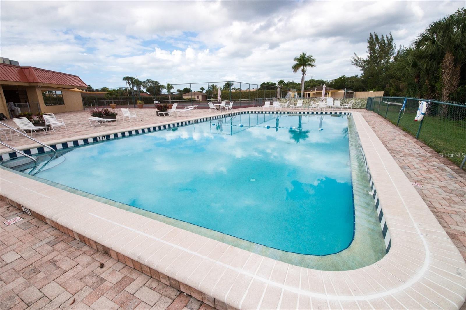 PALMA SOLA HARBOUR SEC 4 - Residential