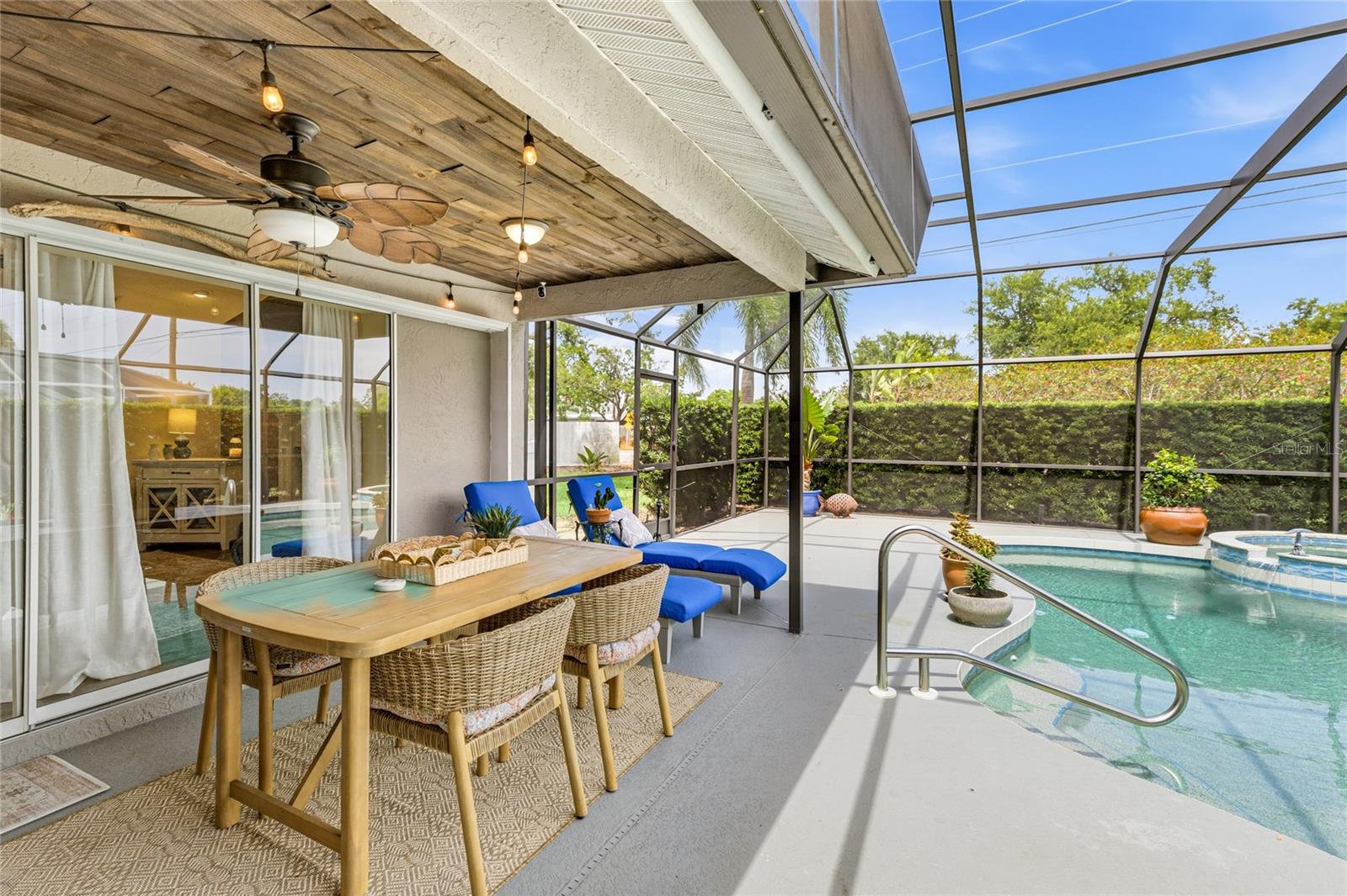 PALMA SOLA WOODS II - Residential