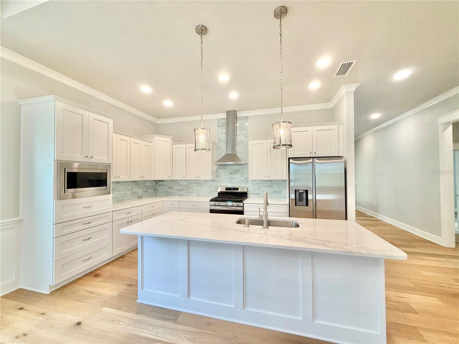 VILLAS AT BUCKRIDGE PB 35 PG 92 - Residential