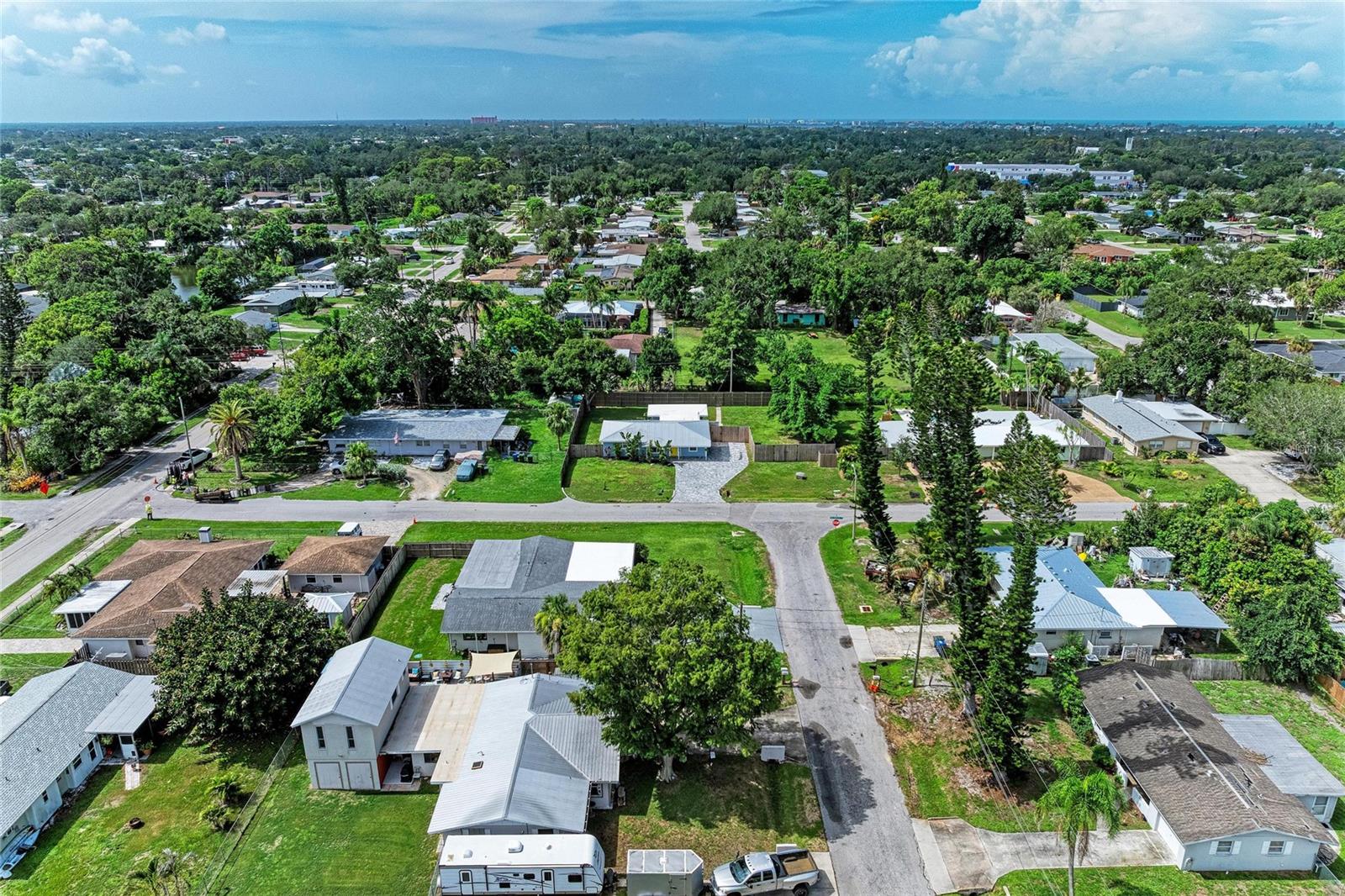 GOLDEN ACRES - Residential