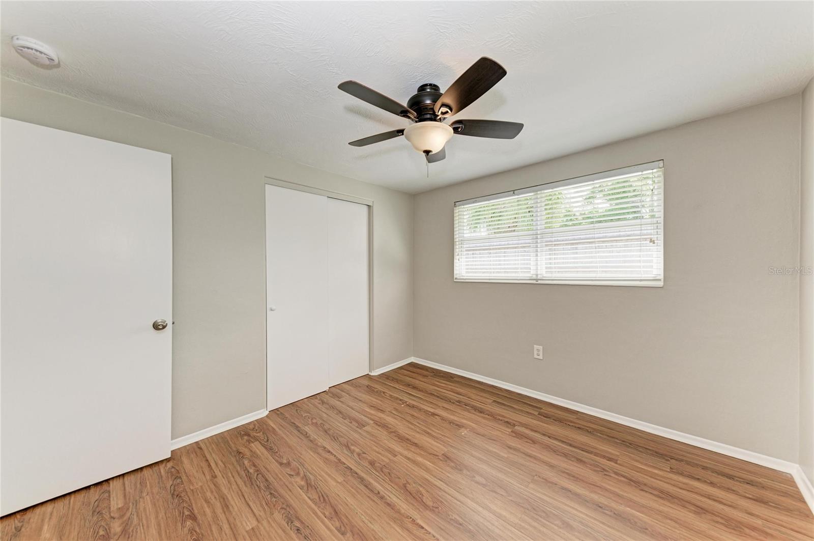 GOLDEN ACRES - Residential