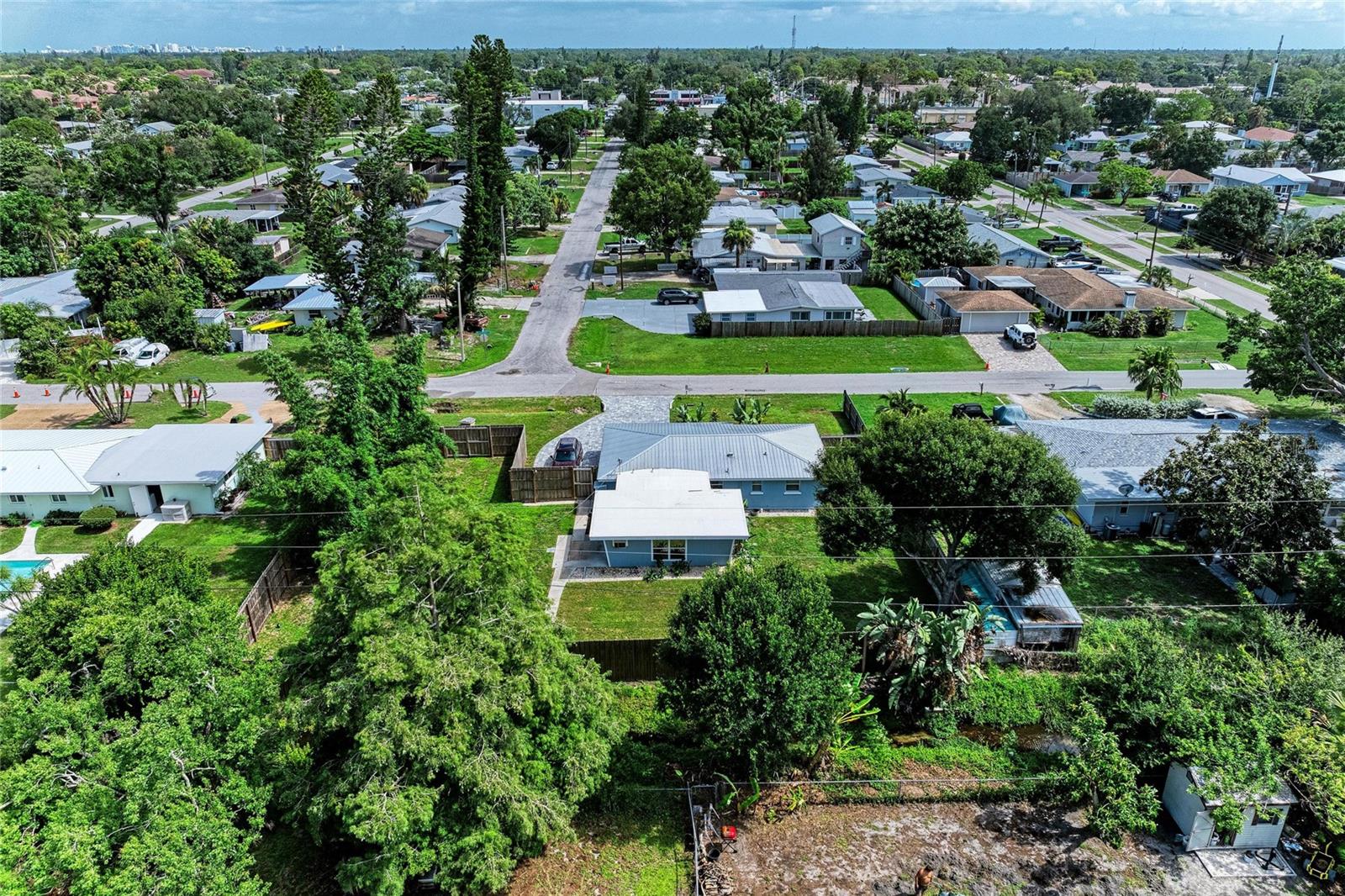 GOLDEN ACRES - Residential