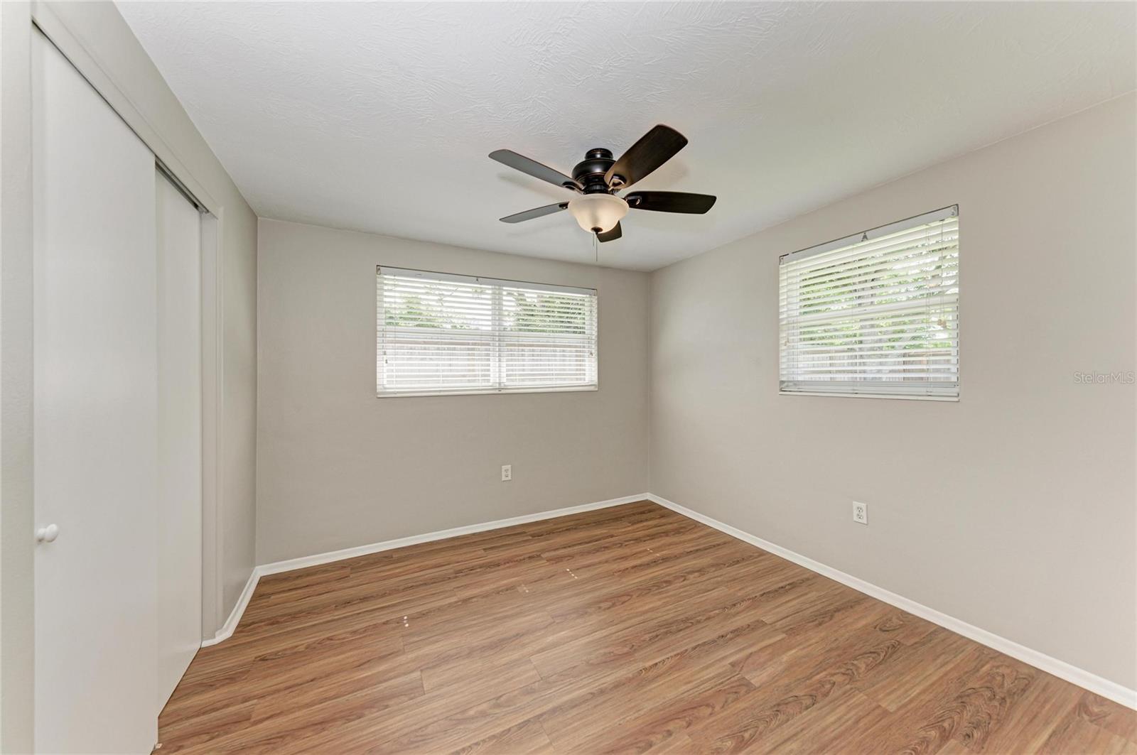 GOLDEN ACRES - Residential