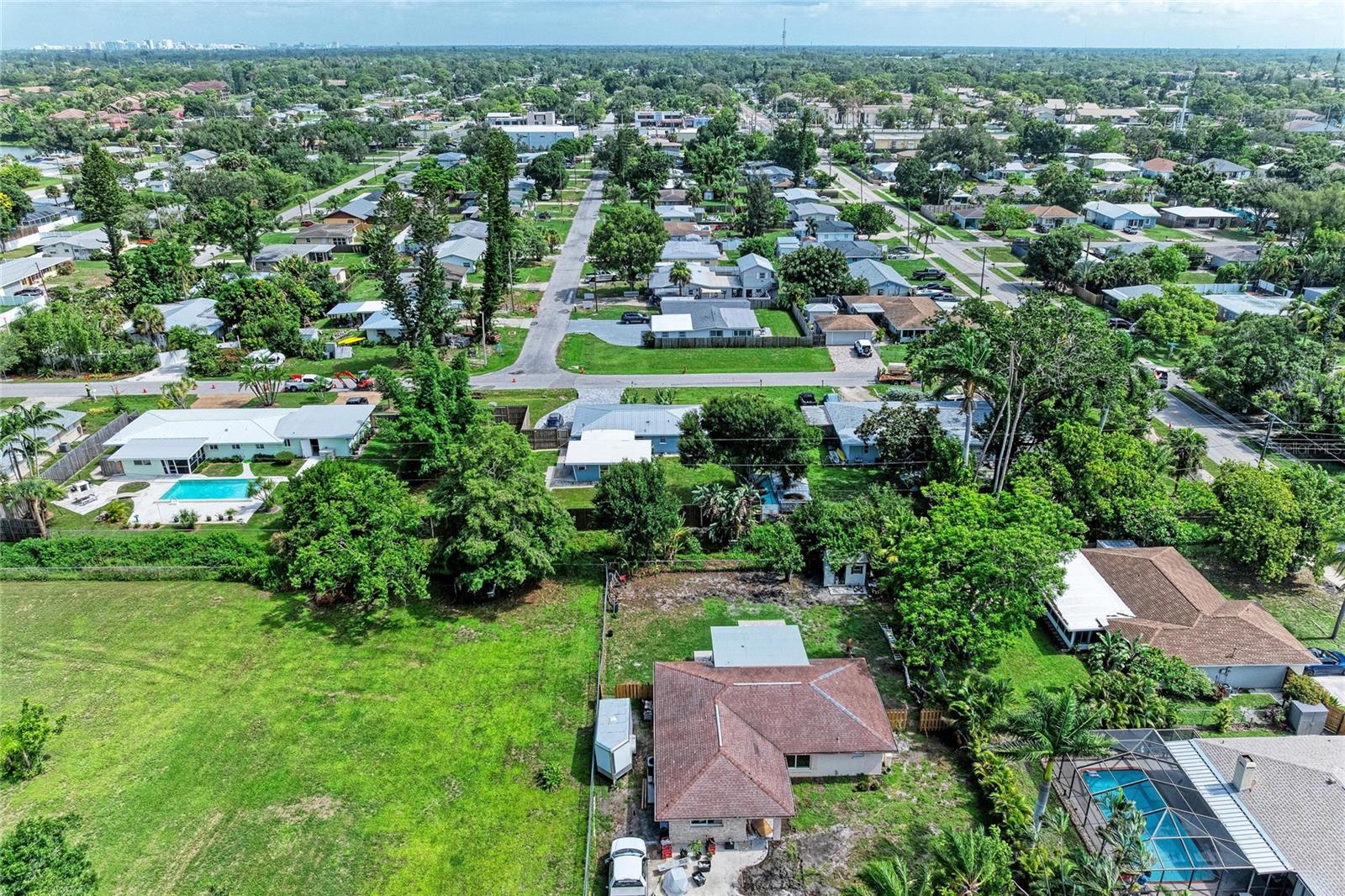 GOLDEN ACRES - Residential