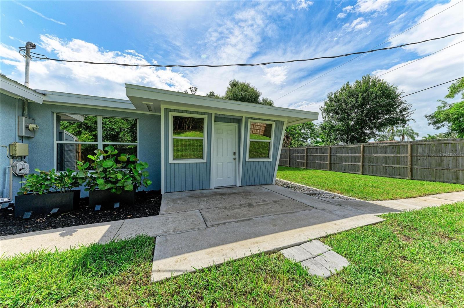 GOLDEN ACRES - Residential