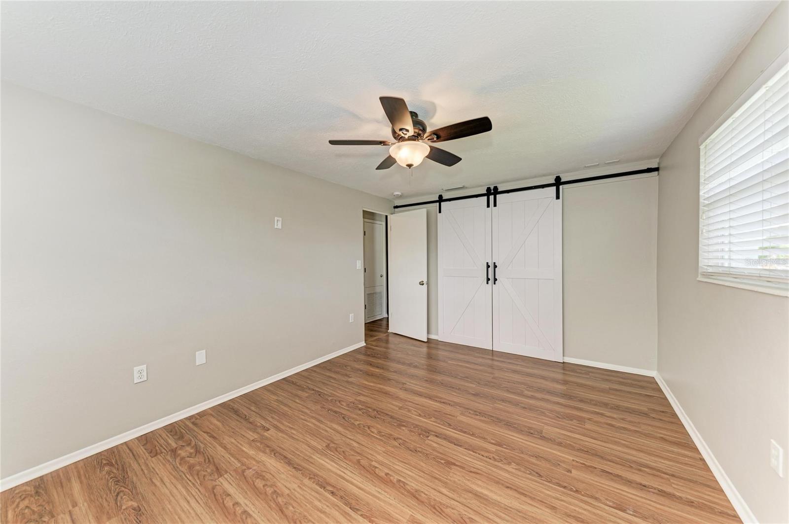 GOLDEN ACRES - Residential