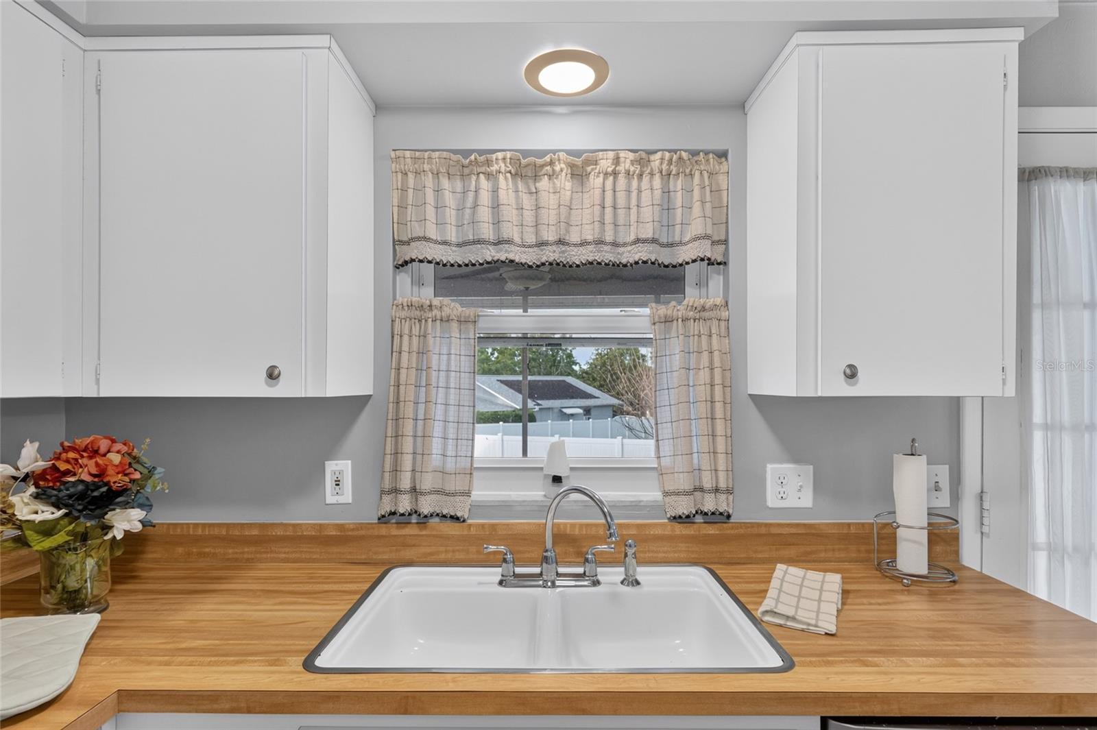 BEVERLY HILLS UNIT 08 PH 02 - Residential