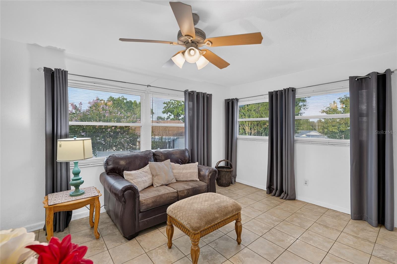 BEVERLY HILLS UNIT 08 PH 02 - Residential