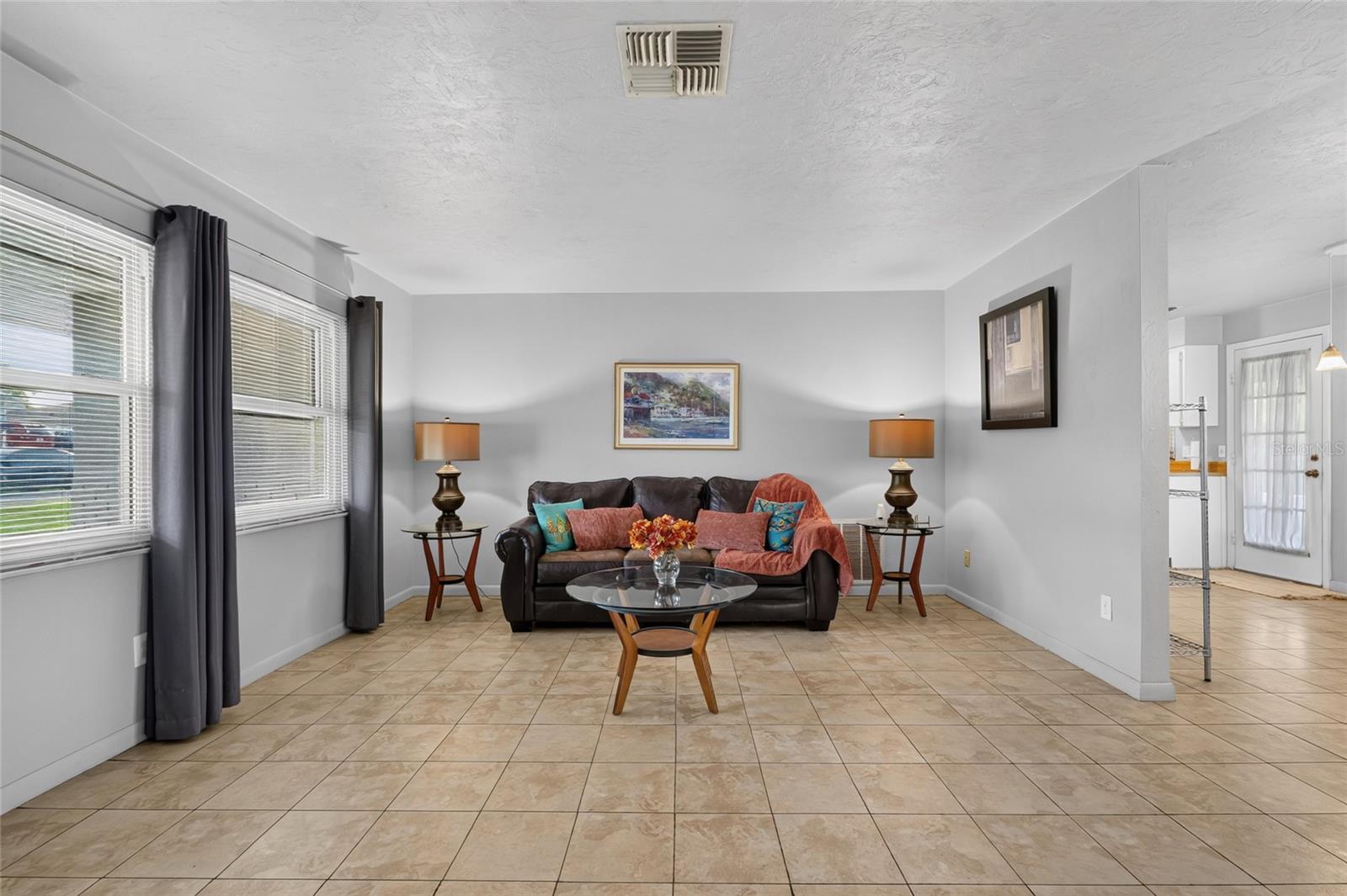 BEVERLY HILLS UNIT 08 PH 02 - Residential