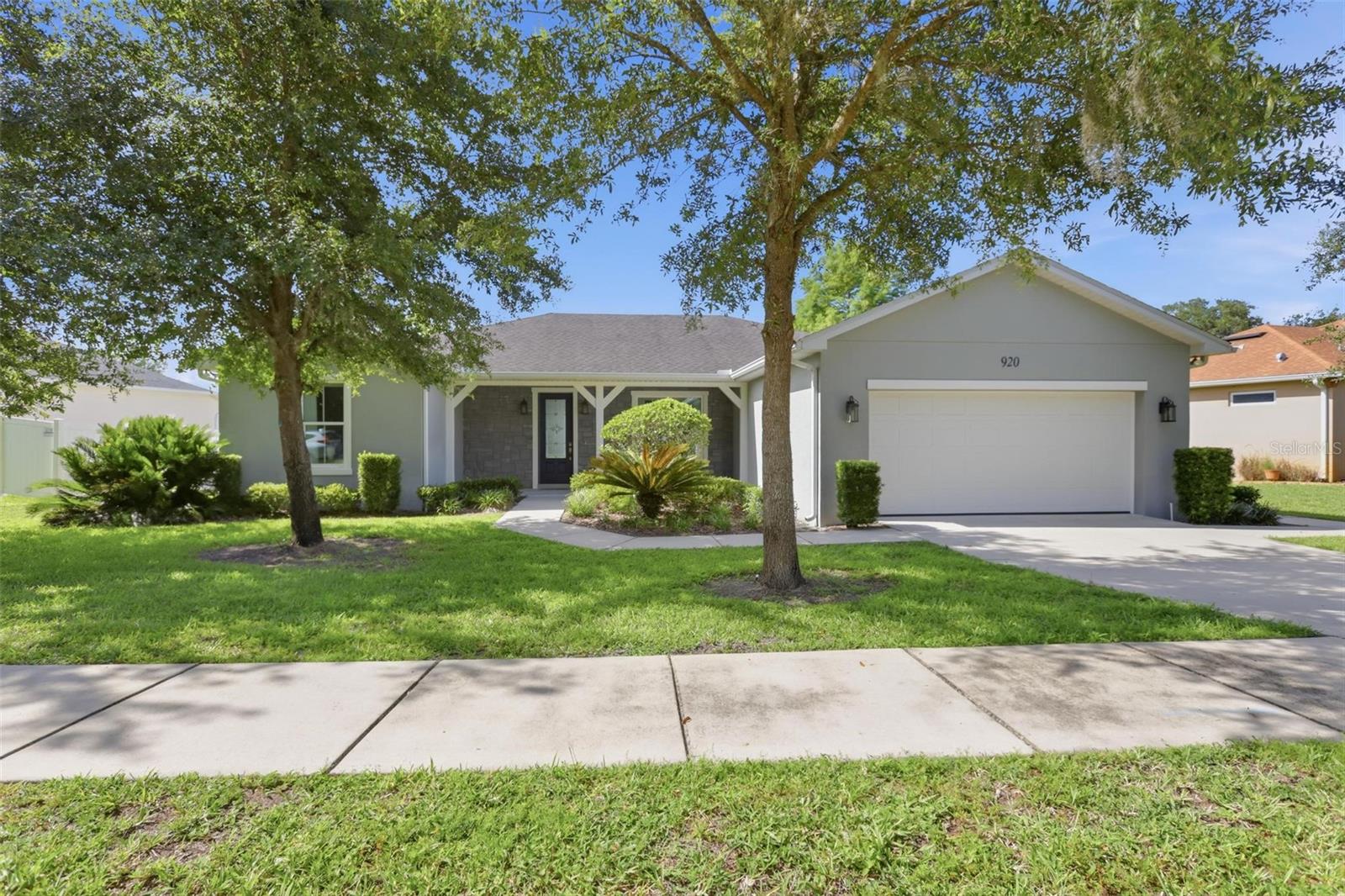WATERFORD LAKES UNIT 01 - Residential