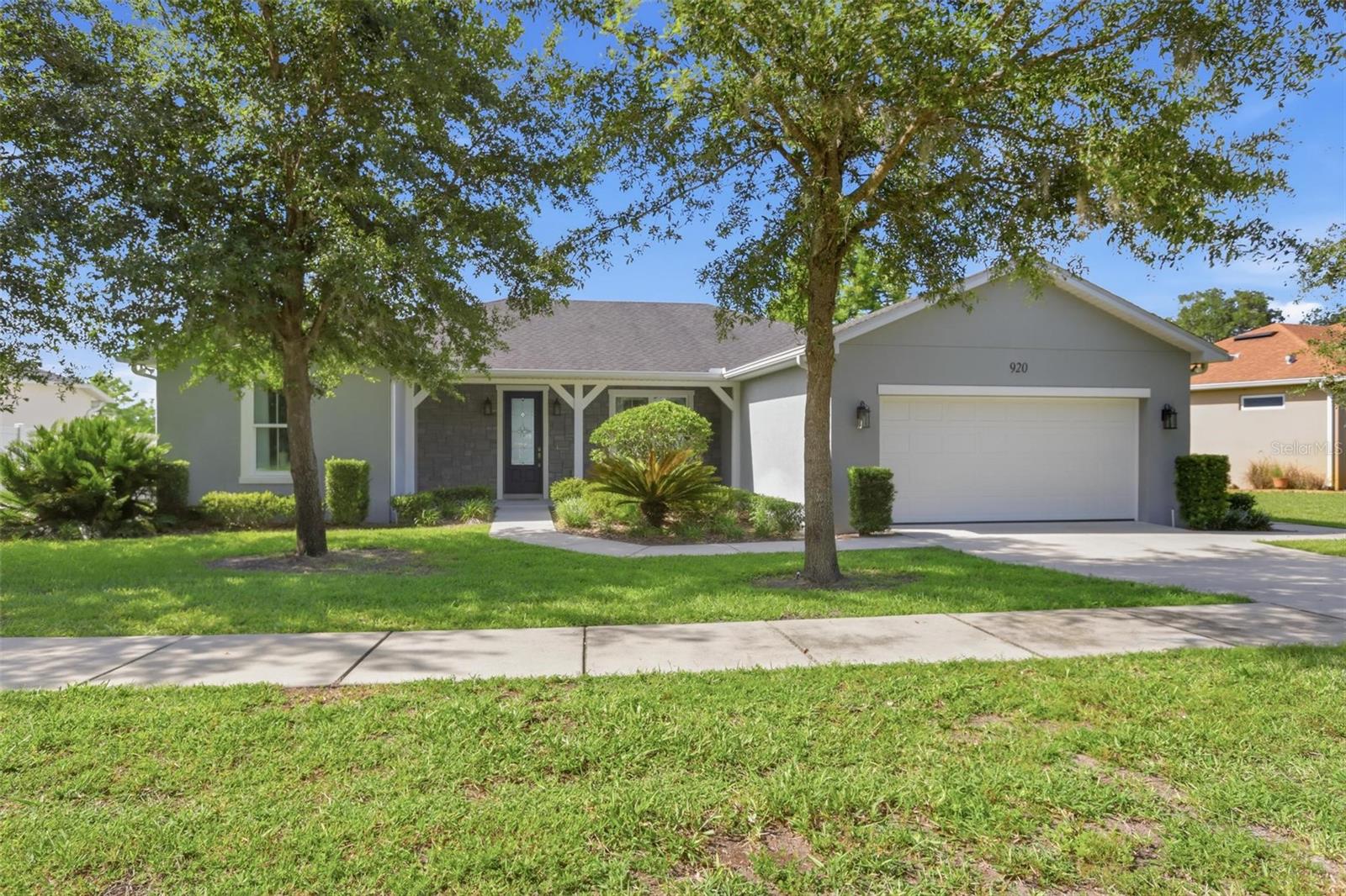 WATERFORD LAKES UNIT 01 - Residential