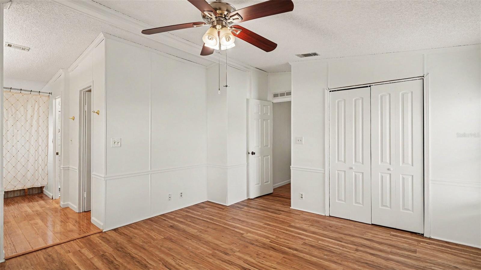 IMPERIAL LAKES ESTATES UNIT II - Residential