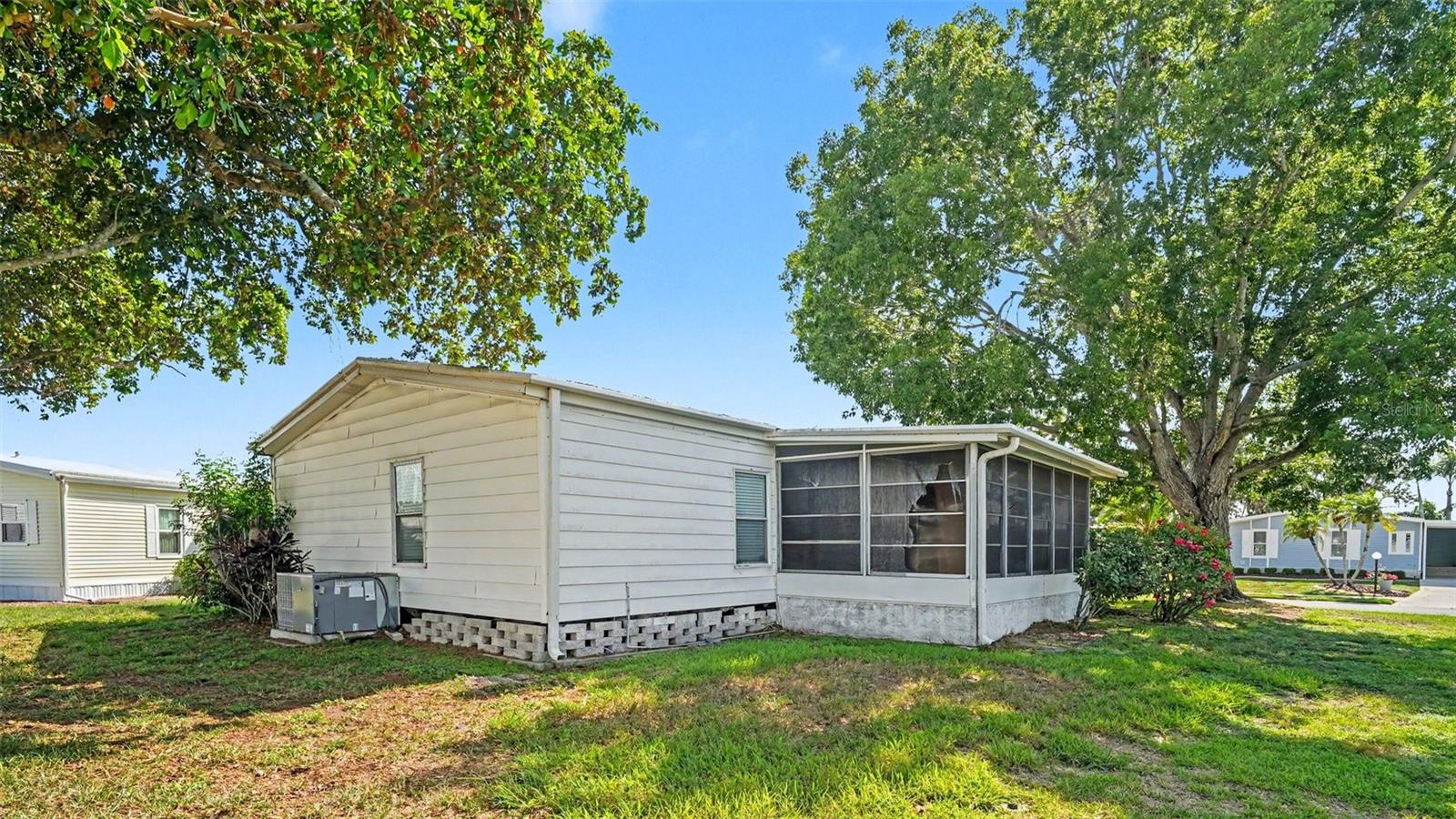 IMPERIAL LAKES ESTATES UNIT II - Residential