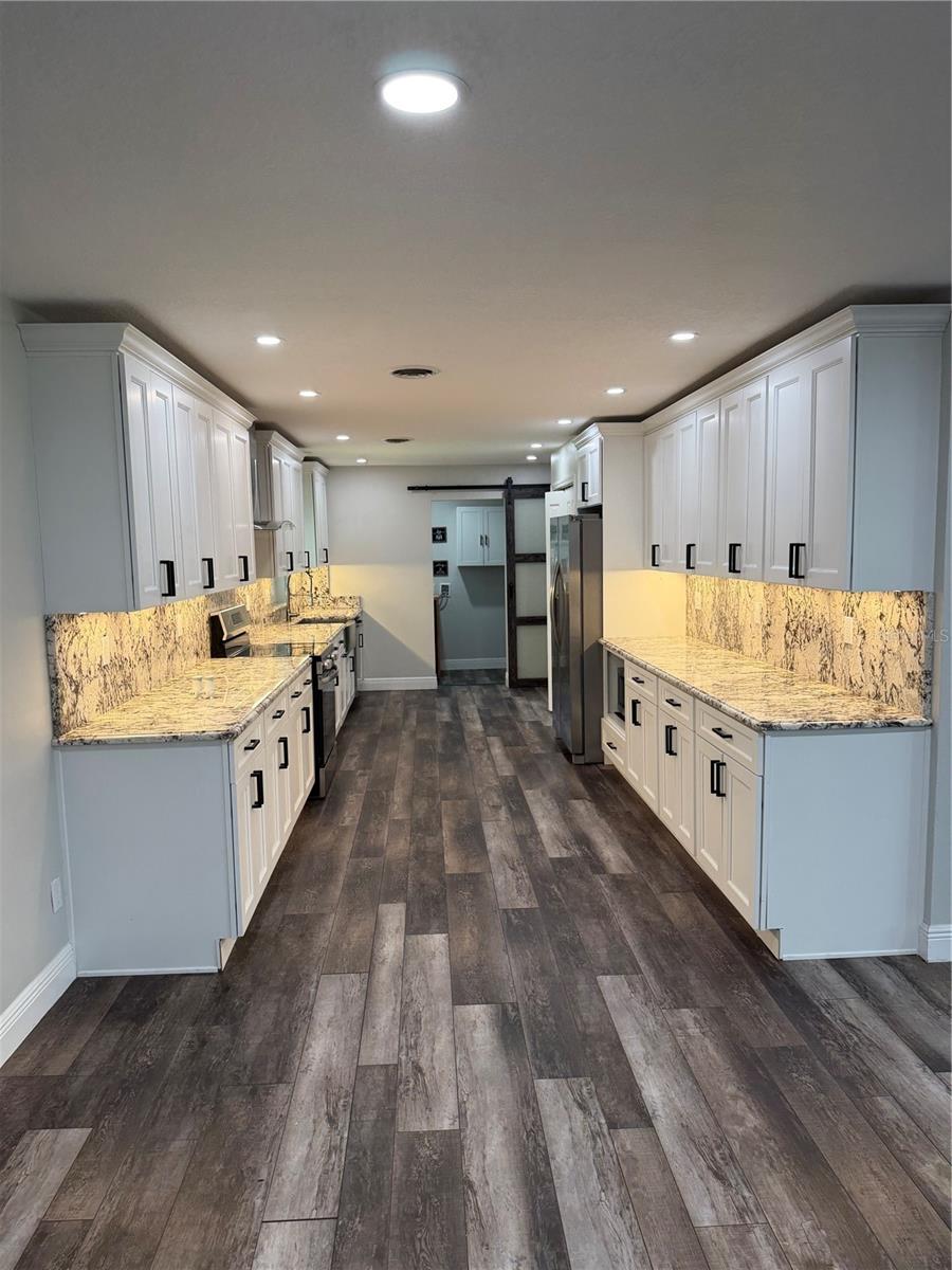 LAKE CONWAY ESTATES - Residential