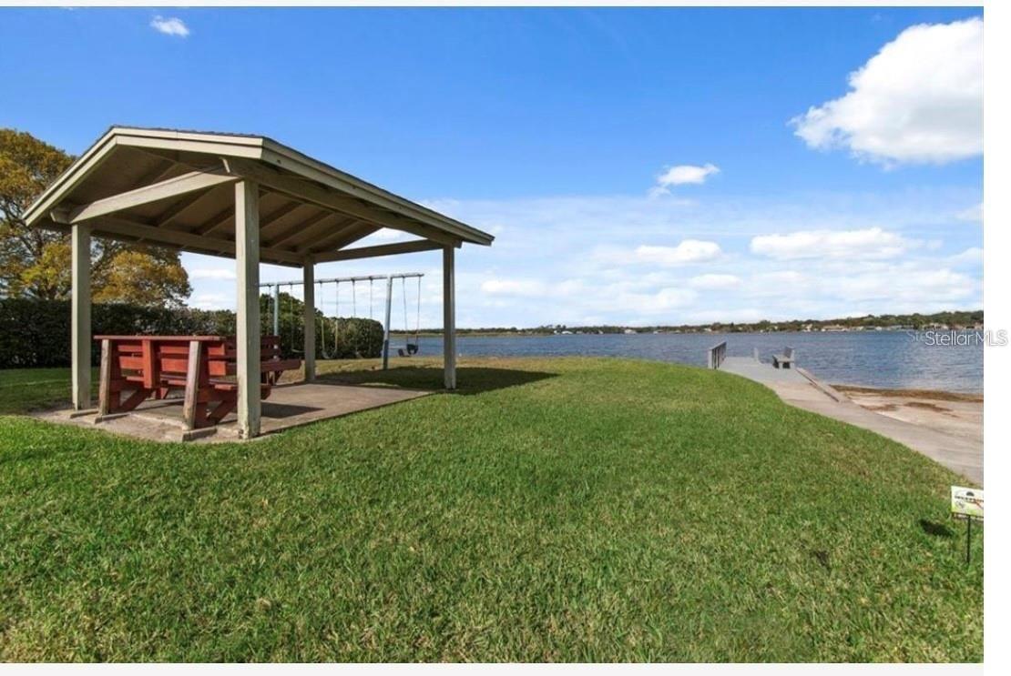 LAKE CONWAY ESTATES - Residential