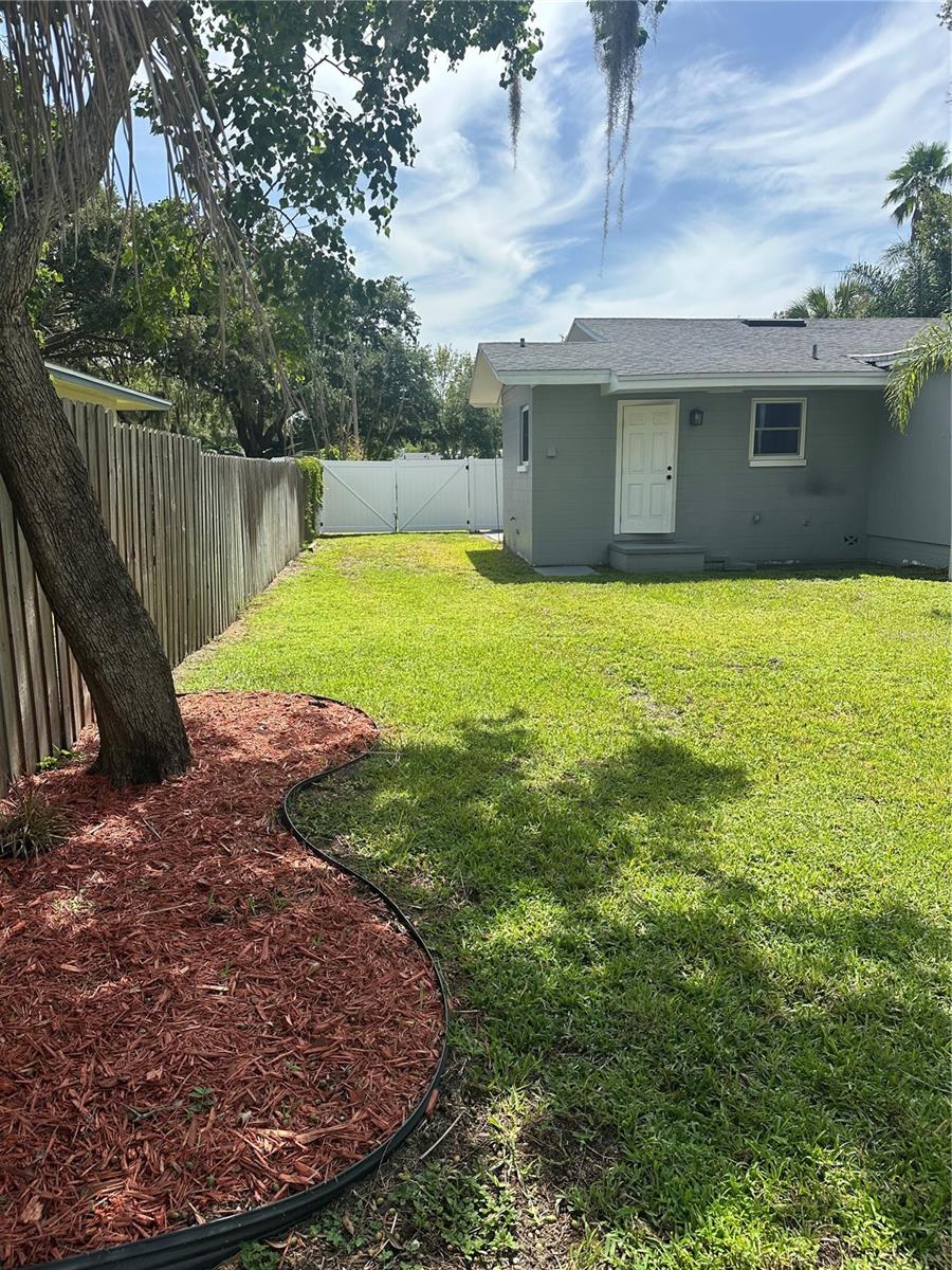 LAKE CONWAY ESTATES - Residential